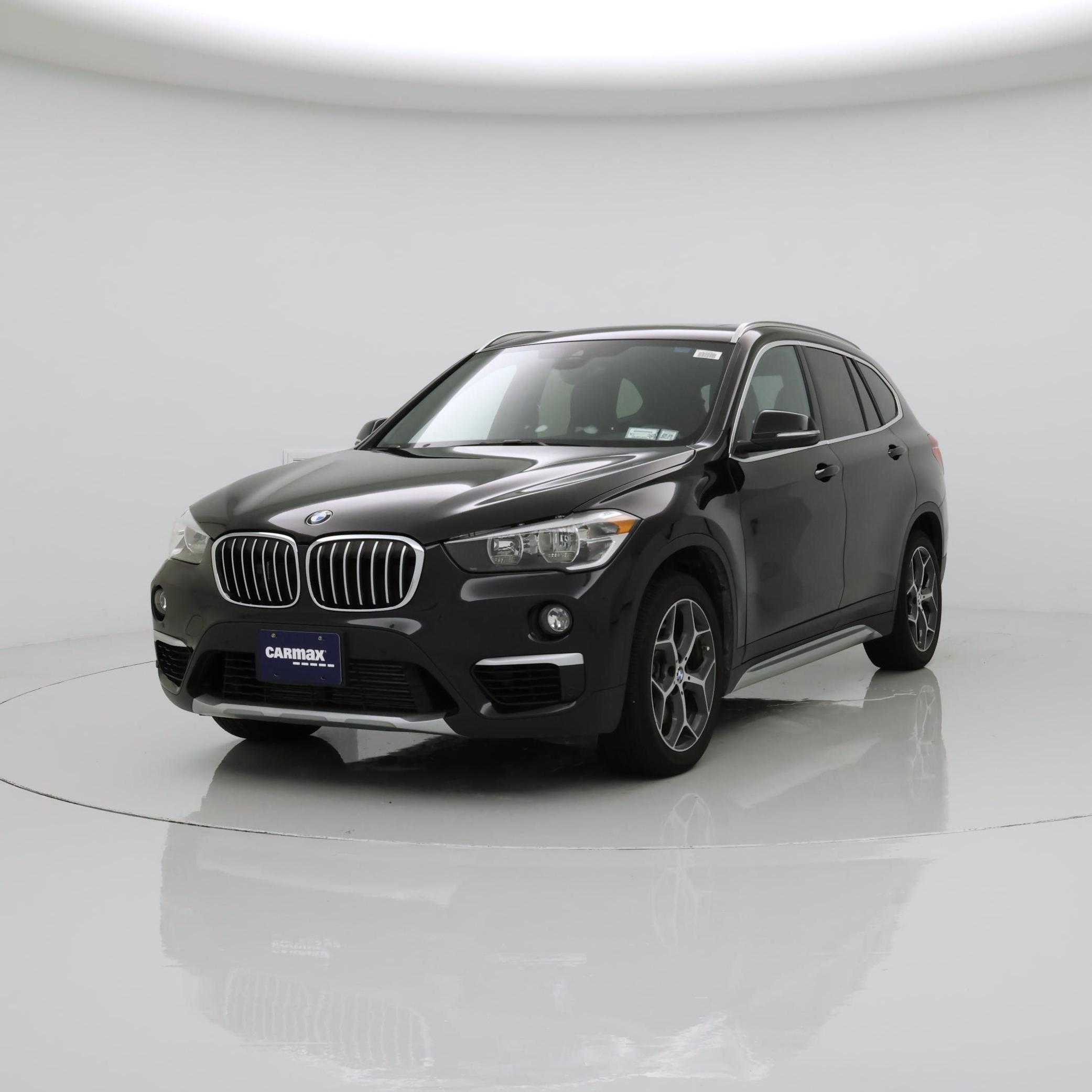 Thumbnail: 2019 BMW X1 - 4