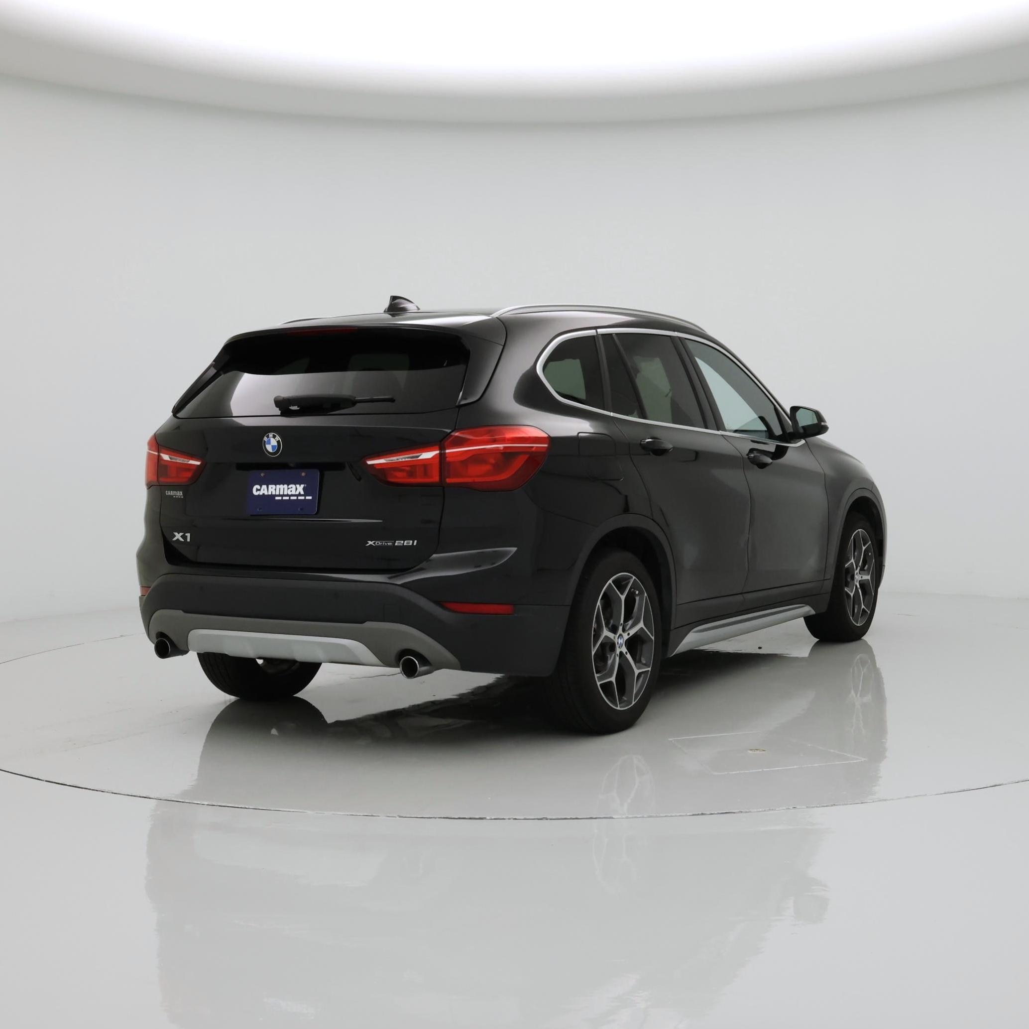 Thumbnail: 2019 BMW X1 - 8