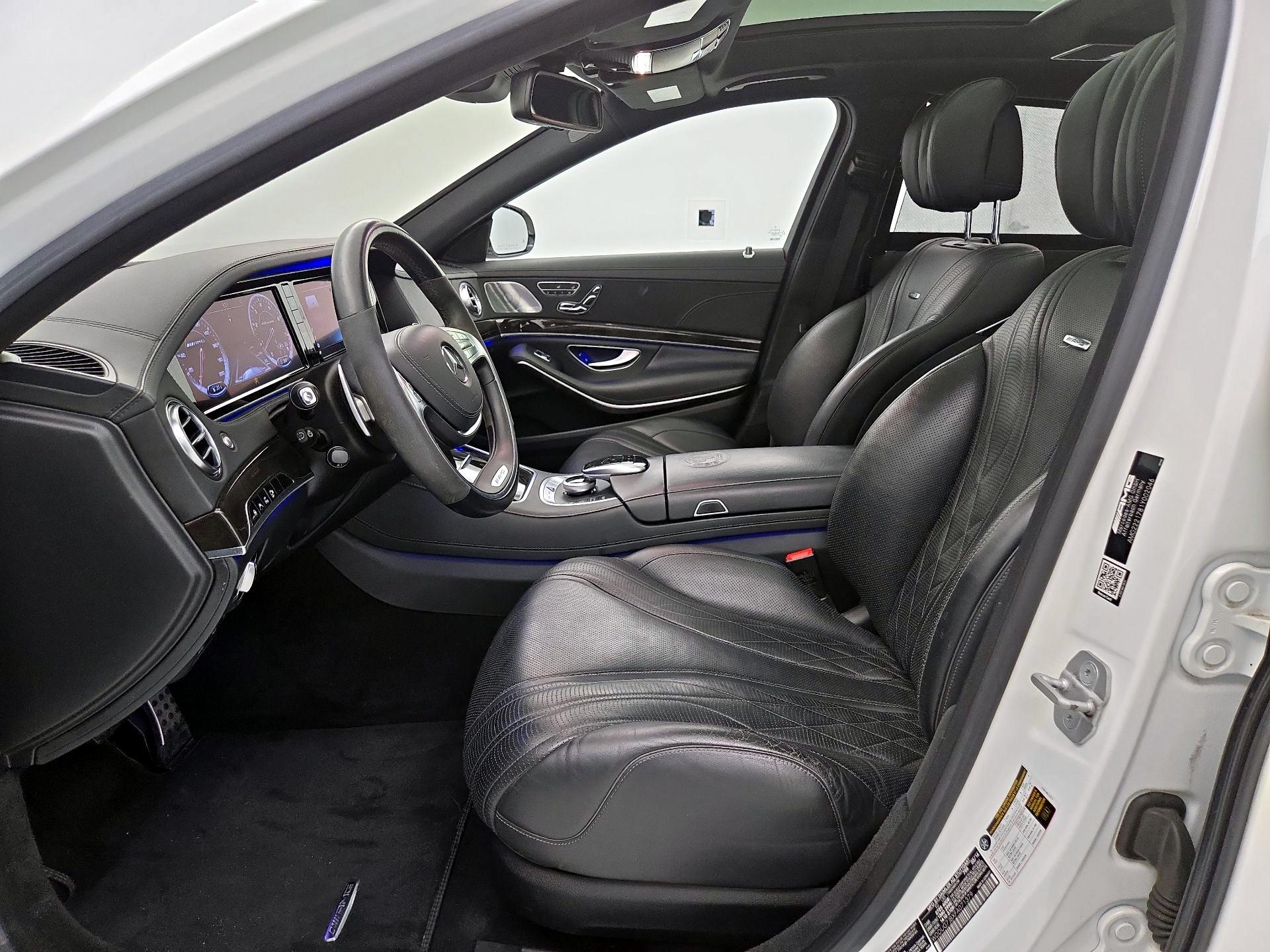Thumbnail: 2015 Mercedes-Benz S-Class - 11