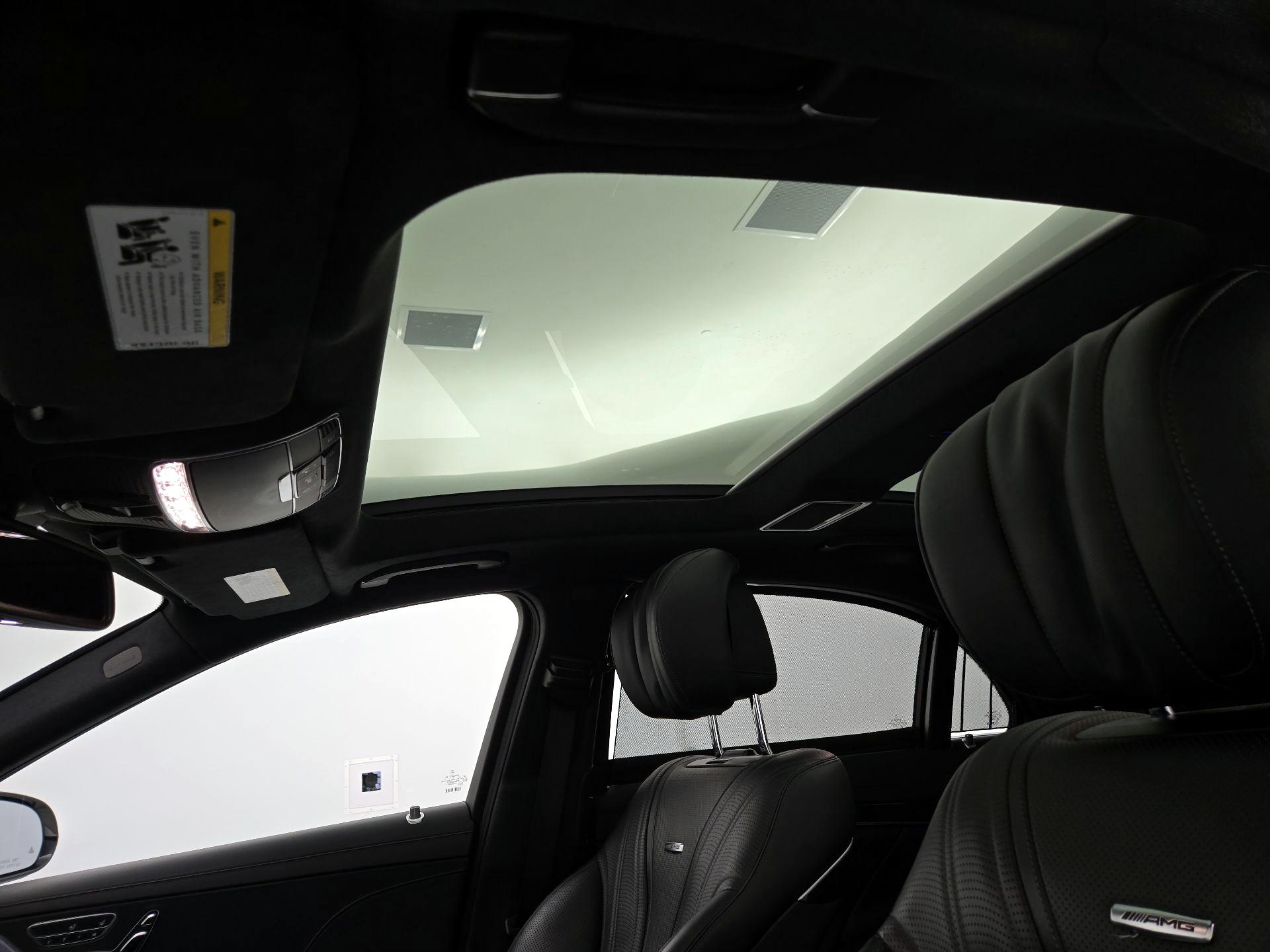 Thumbnail: 2015 Mercedes-Benz S-Class - 20