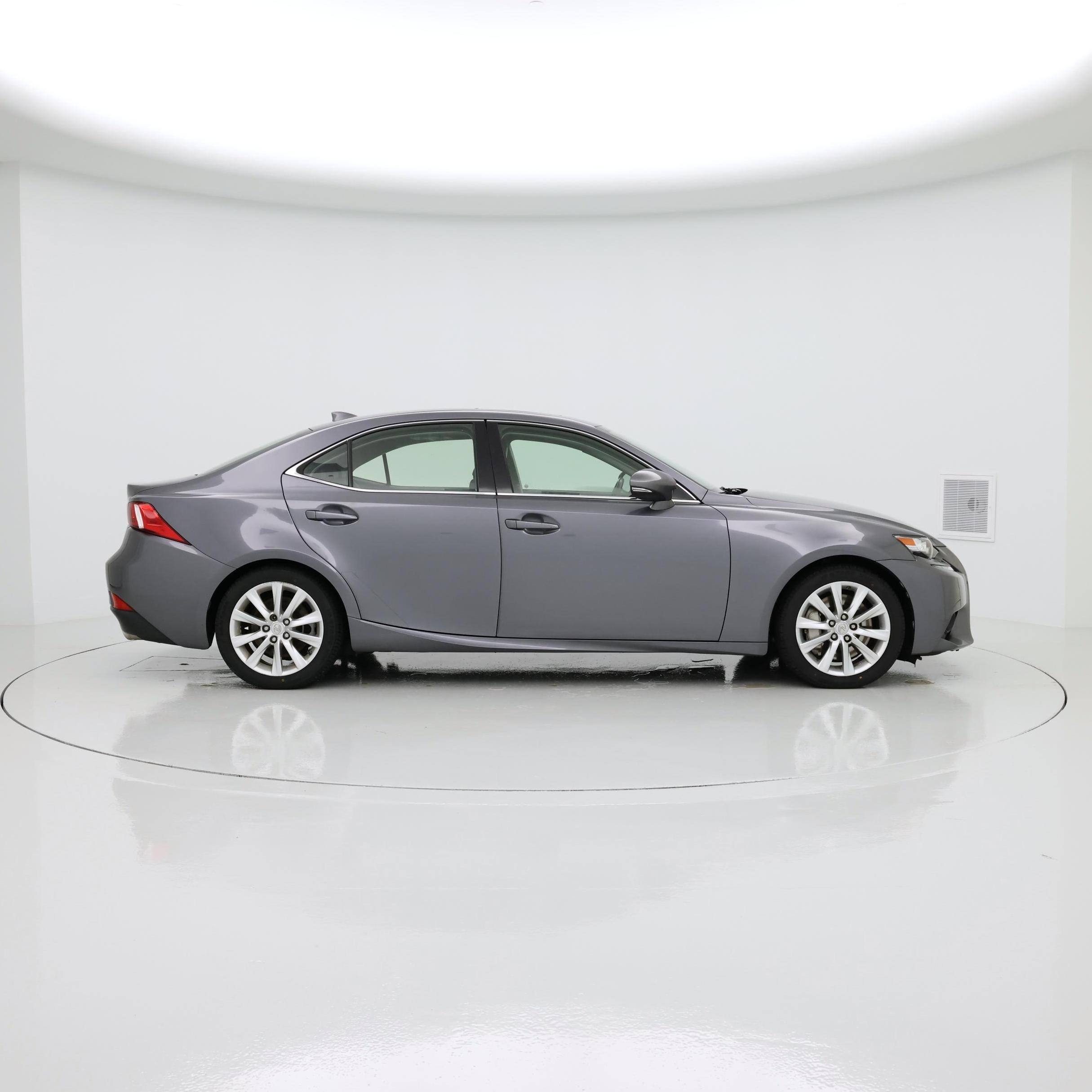 Thumbnail: 2016 Lexus IS - 7