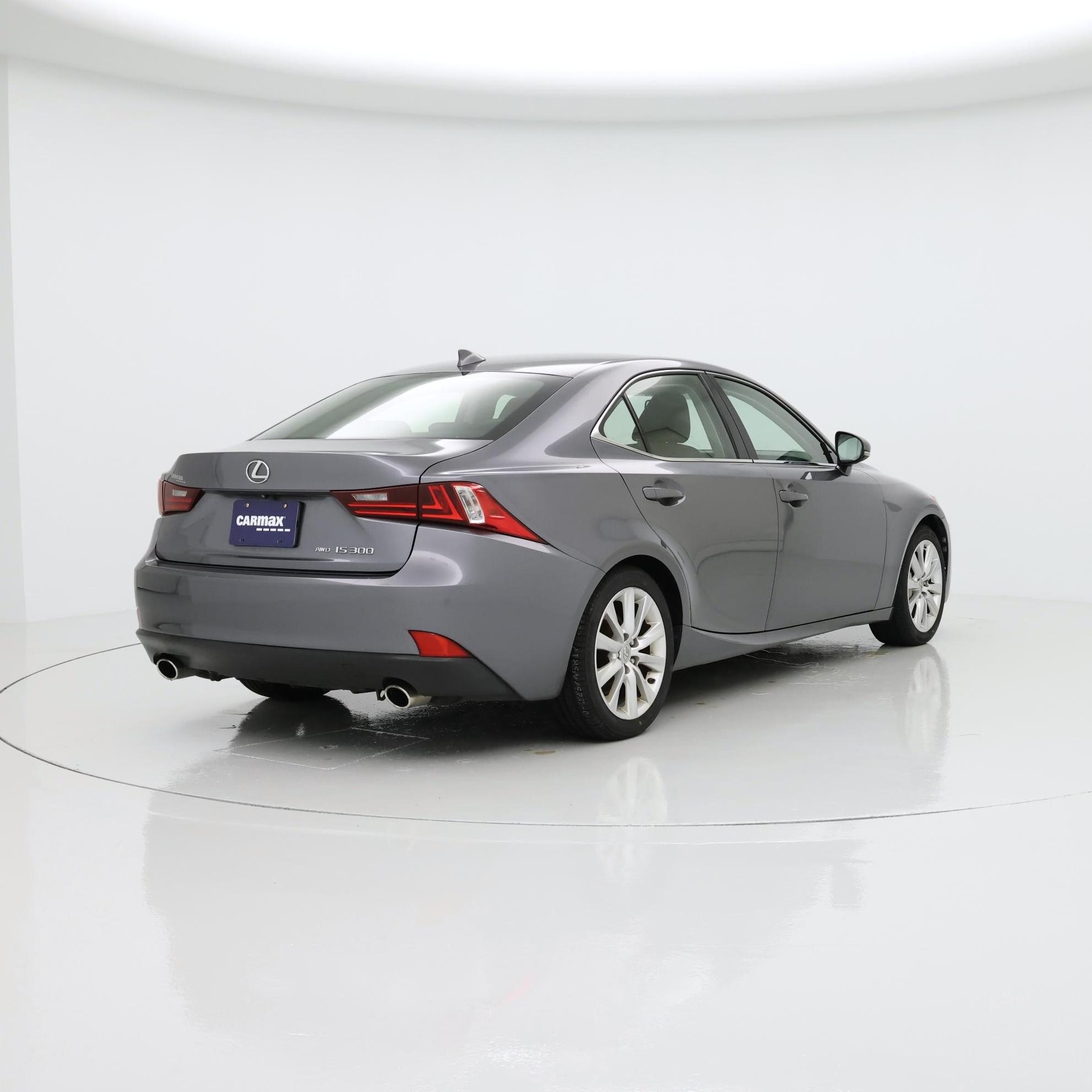 Thumbnail: 2016 Lexus IS - 8