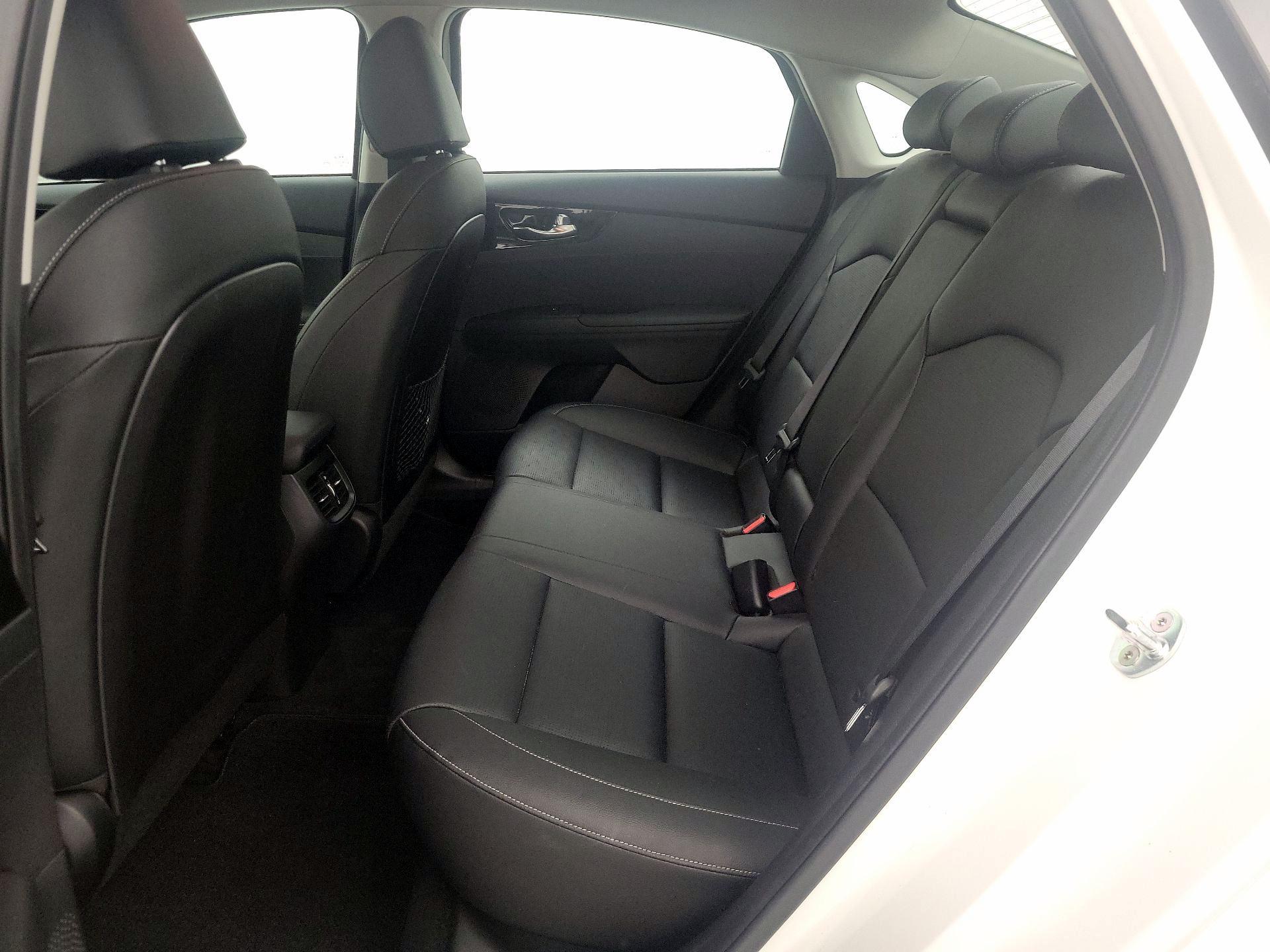 Thumbnail: 2020 Kia Forte - 19
