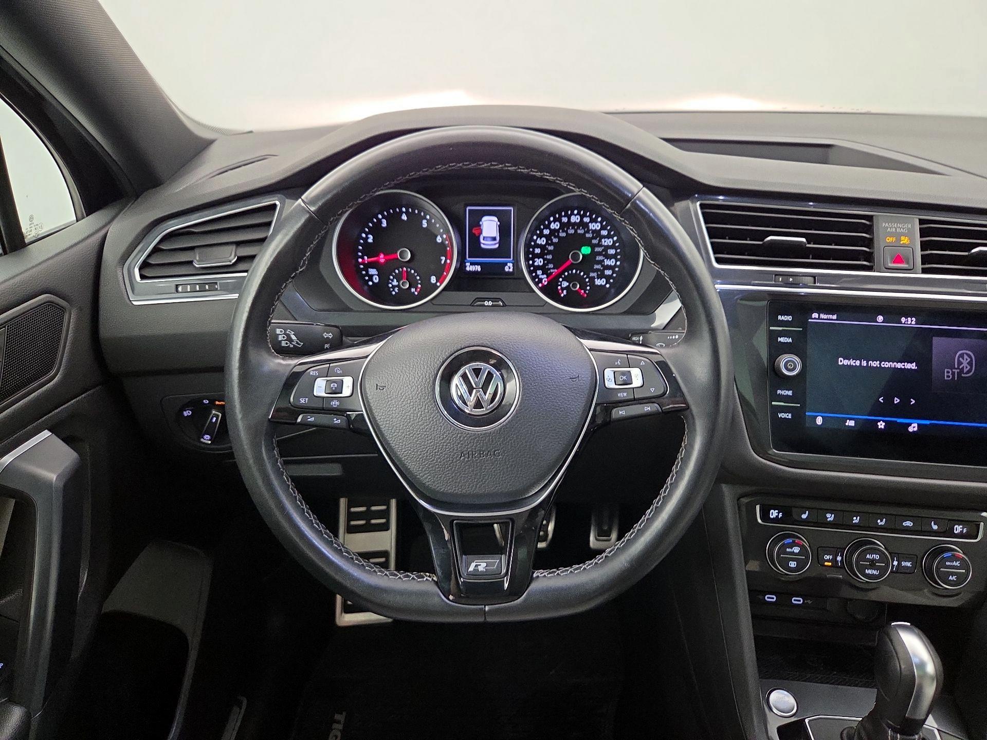 Thumbnail: 2021 Volkswagen Tiguan - 10
