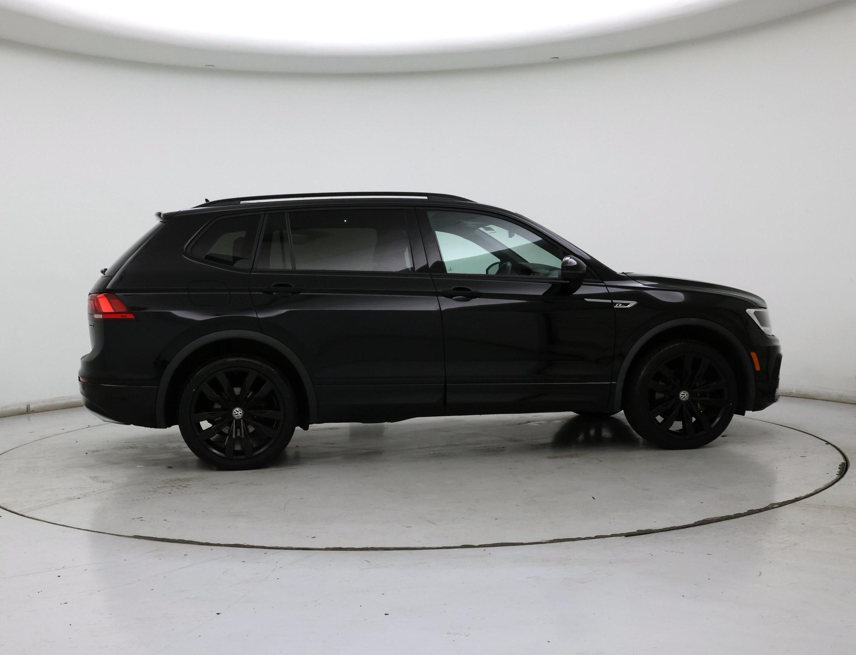 Thumbnail: 2021 Volkswagen Tiguan - 7