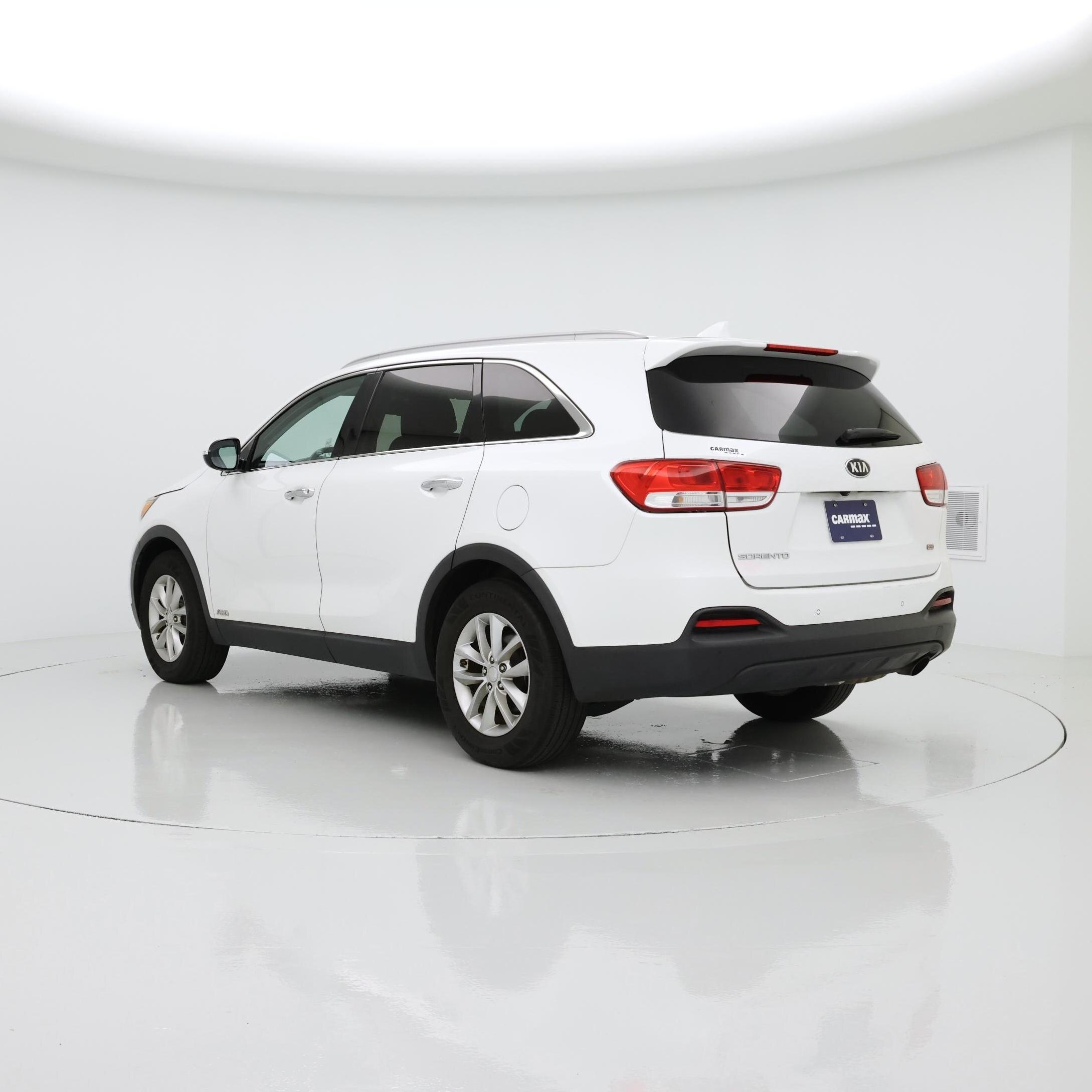 Thumbnail: 2017 Kia Sorento - 2