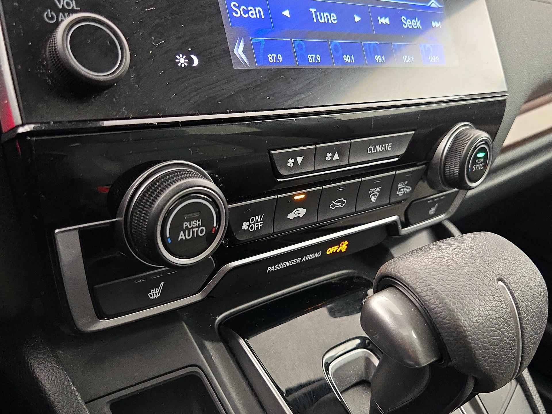 Thumbnail: 2018 Honda CR-V - 16