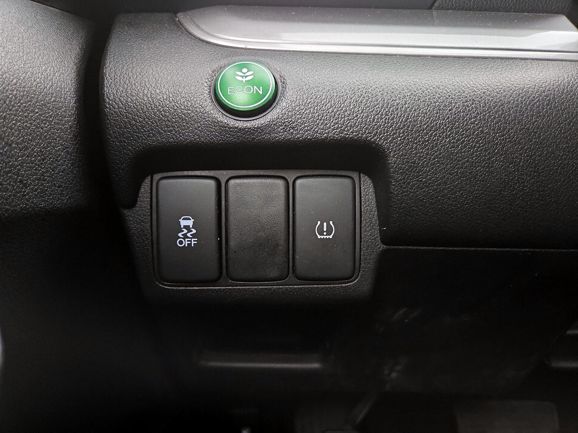 Thumbnail: 2015 Honda CR-V - 13