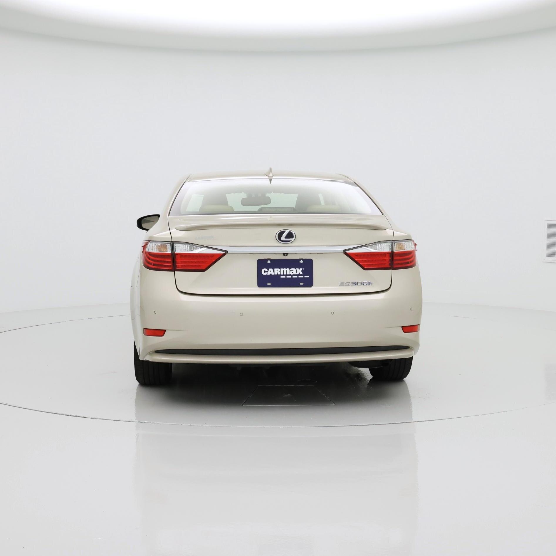 Thumbnail: 2015 Lexus ES - 6