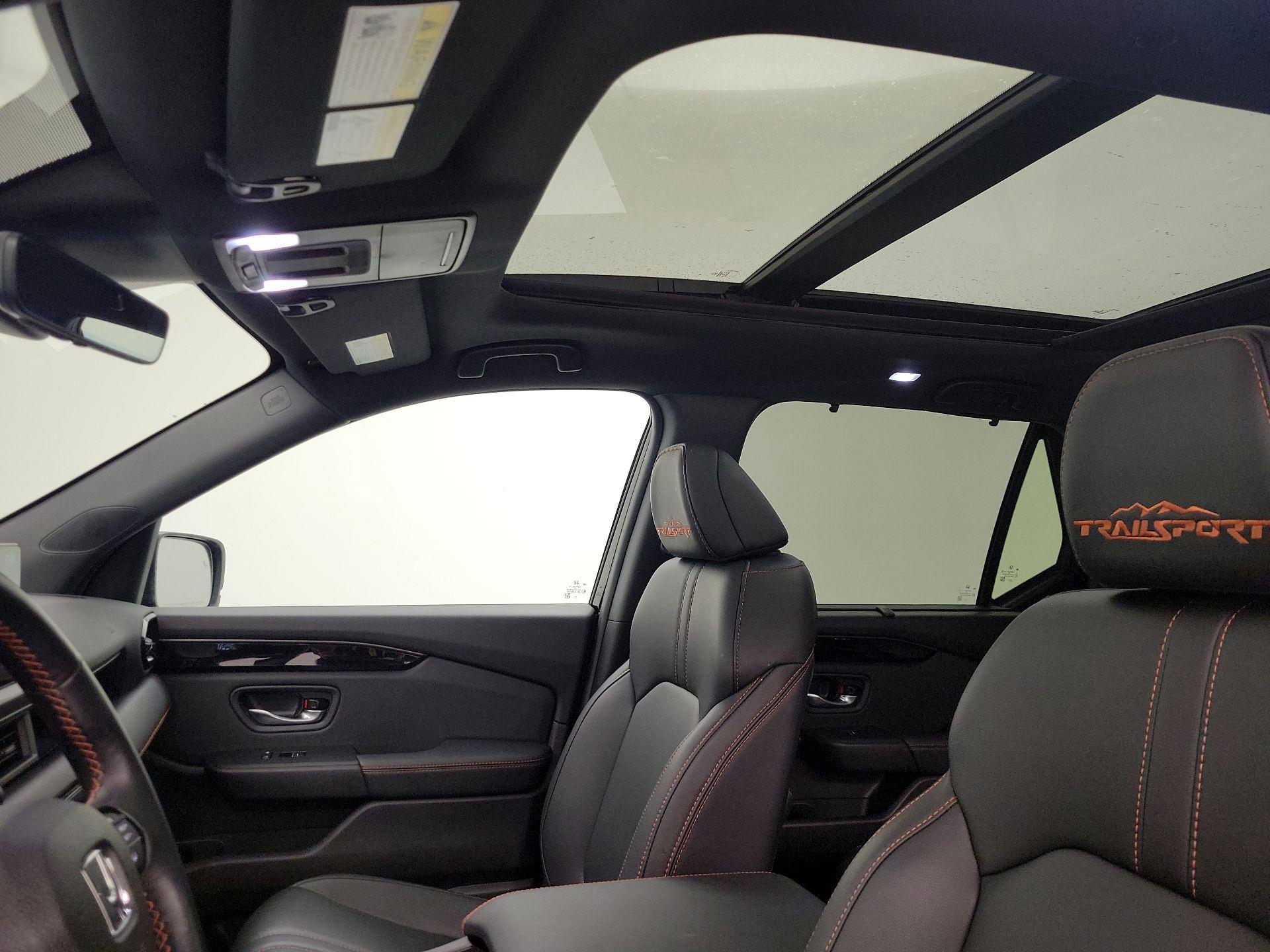 Thumbnail: 2025 Honda Pilot - 19