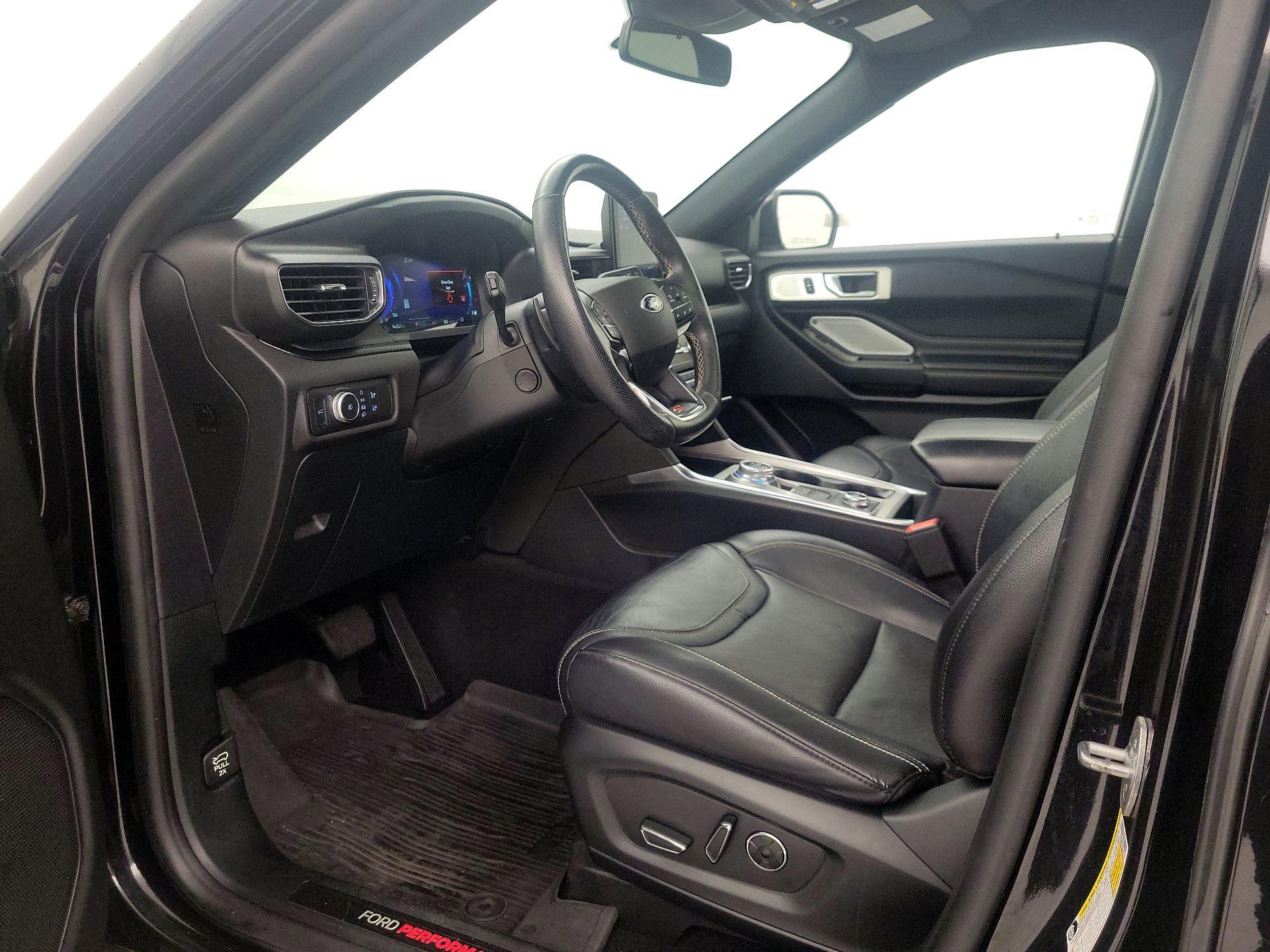 Thumbnail: 2020 Ford Explorer - 11
