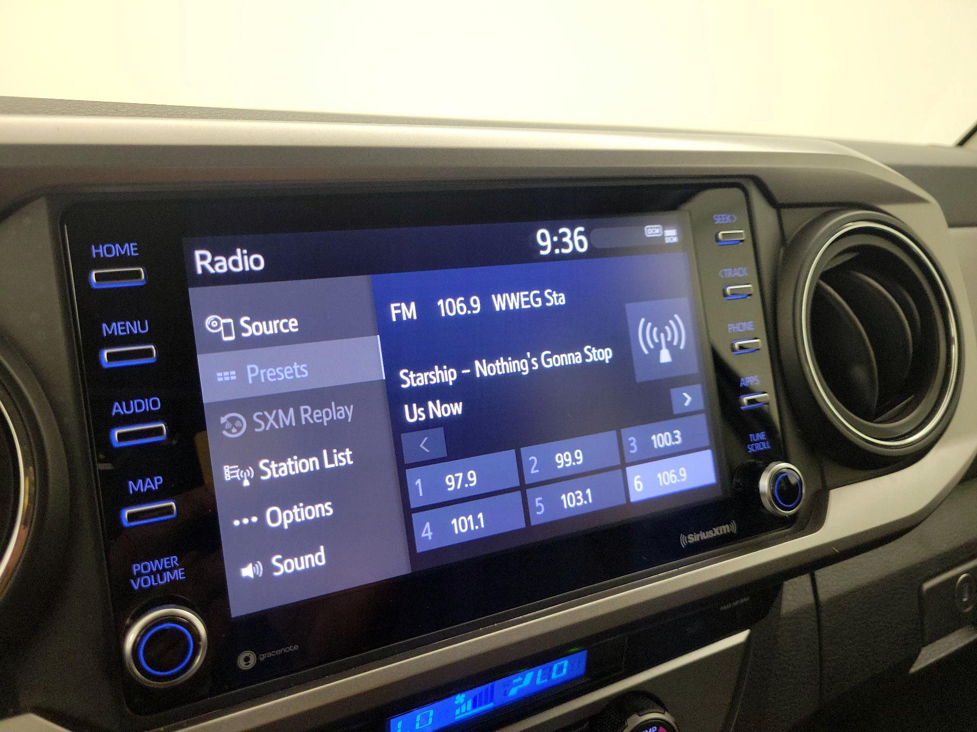 Thumbnail: 2022 Toyota Tacoma - 15