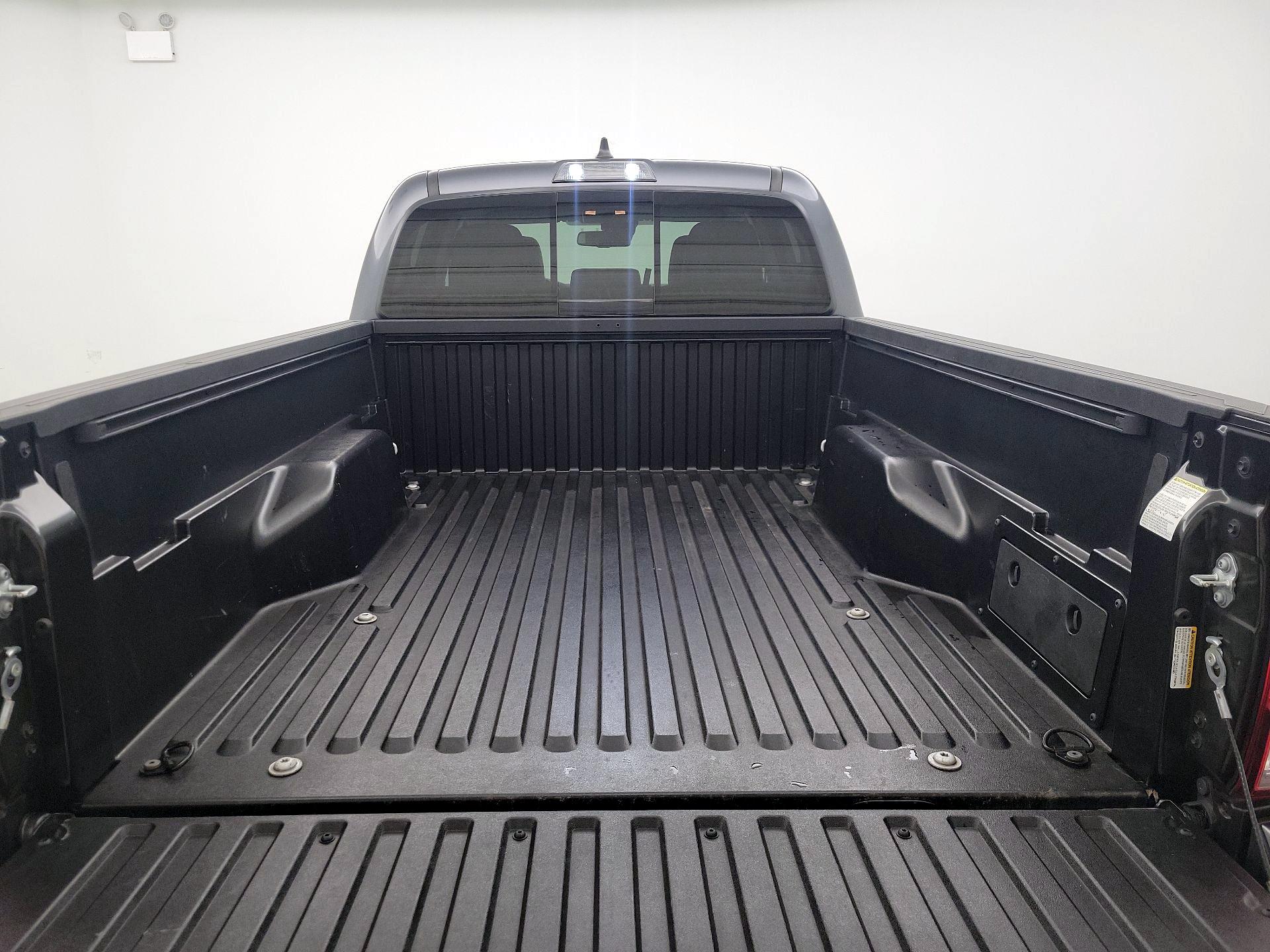 Thumbnail: 2022 Toyota Tacoma - 20