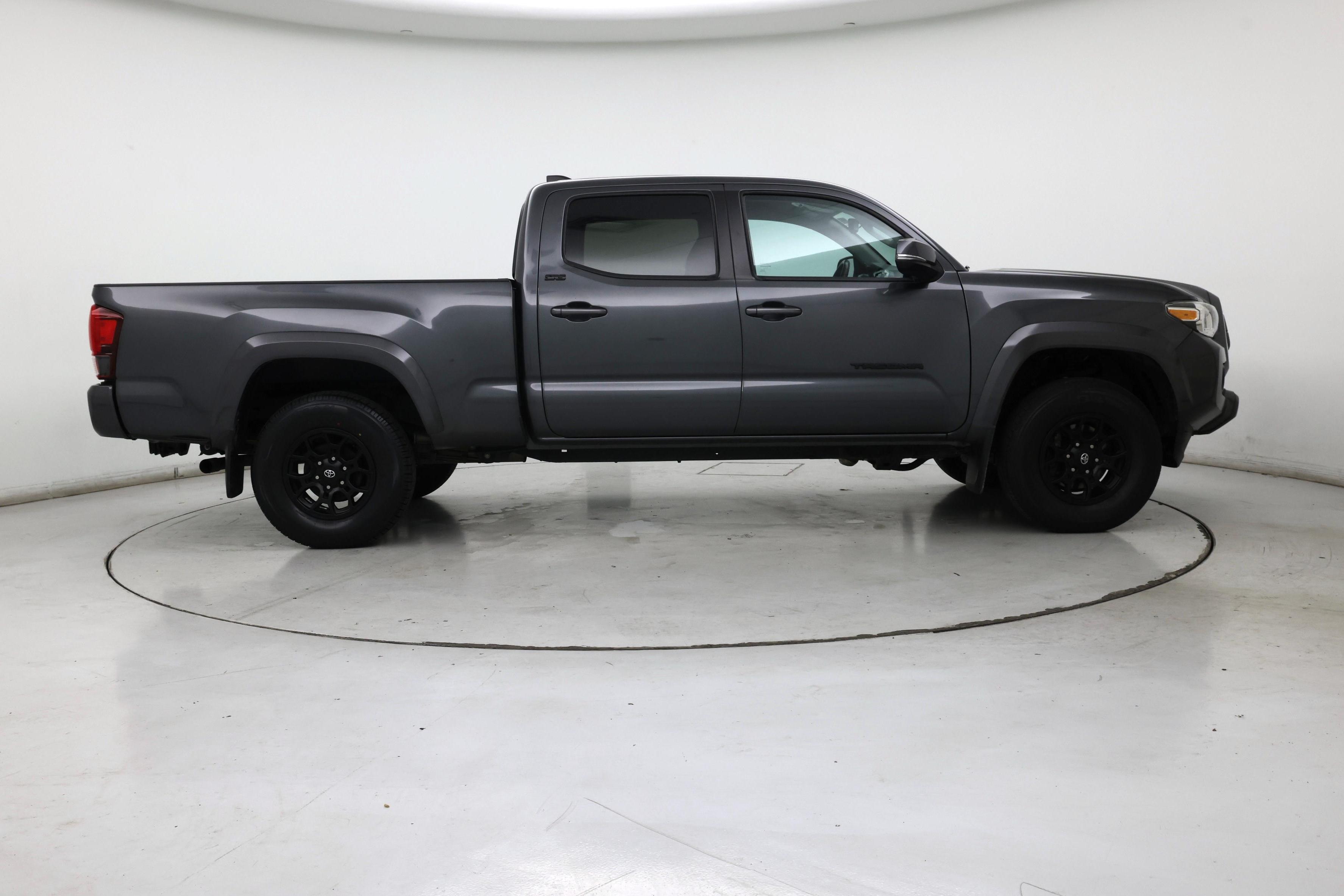 Thumbnail: 2022 Toyota Tacoma - 7