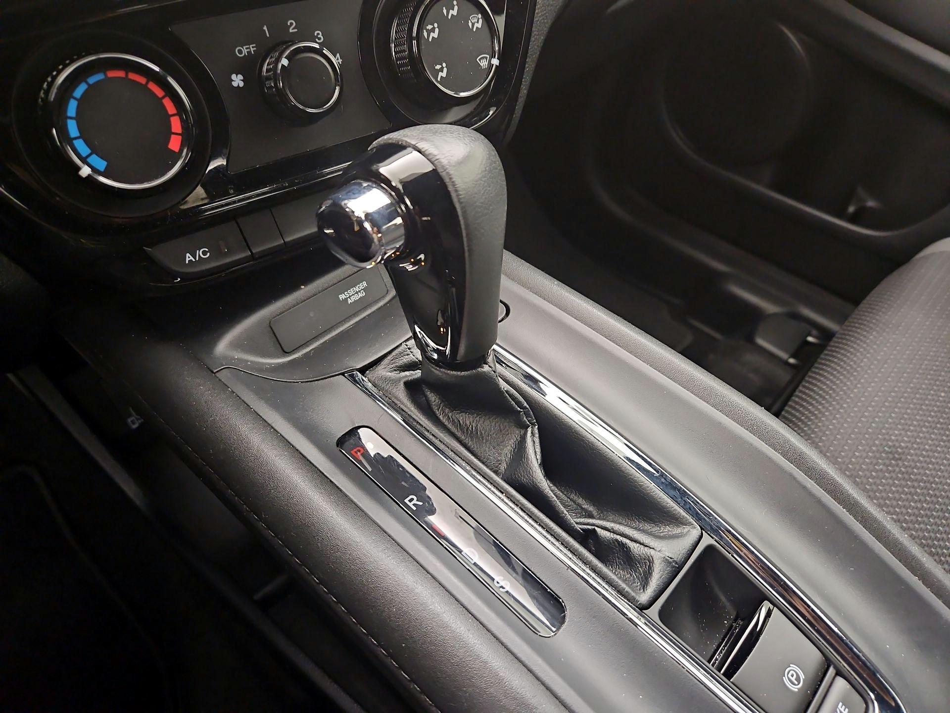 Thumbnail: 2021 Honda HR-V - 17