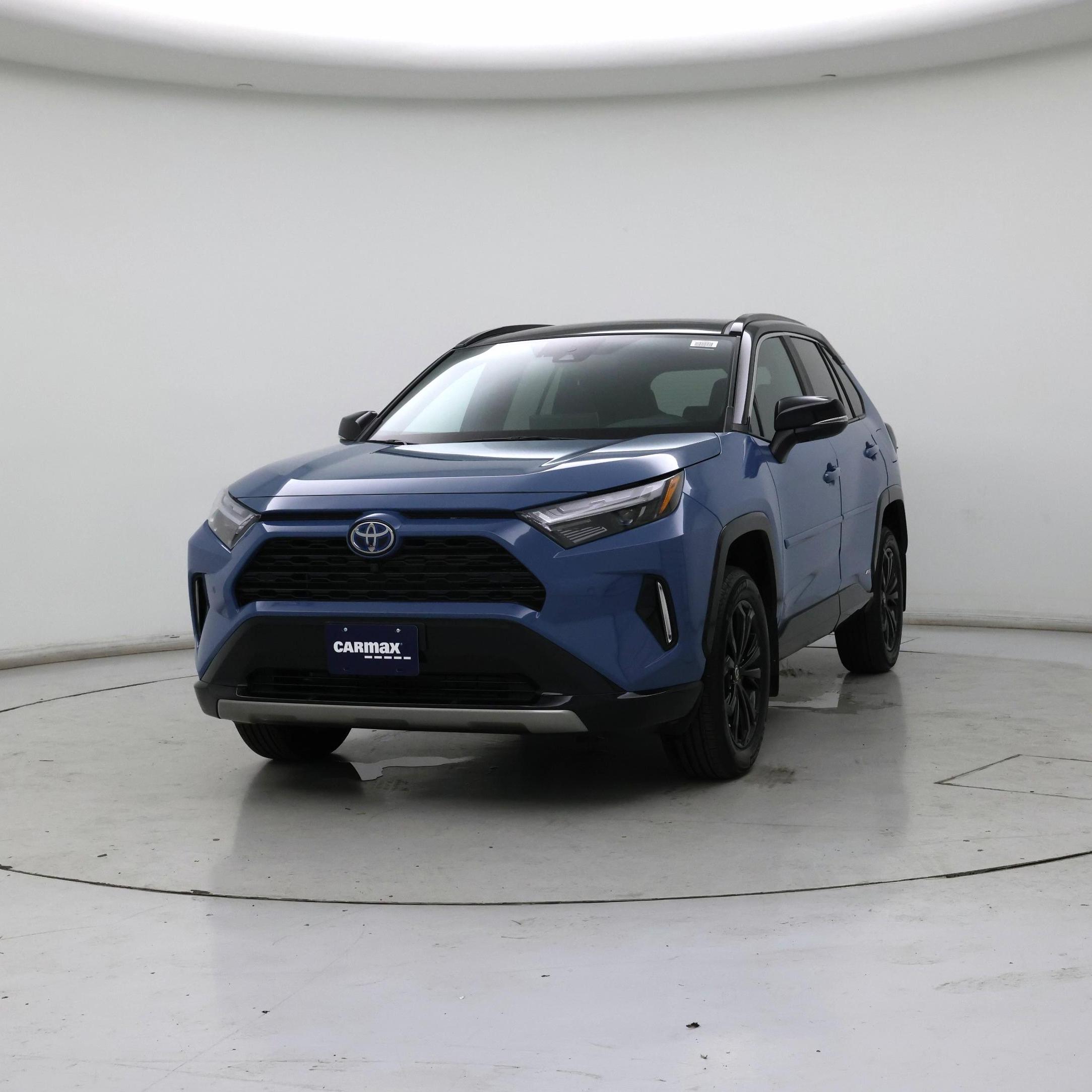 Thumbnail: 2022 Toyota RAV4 - 4