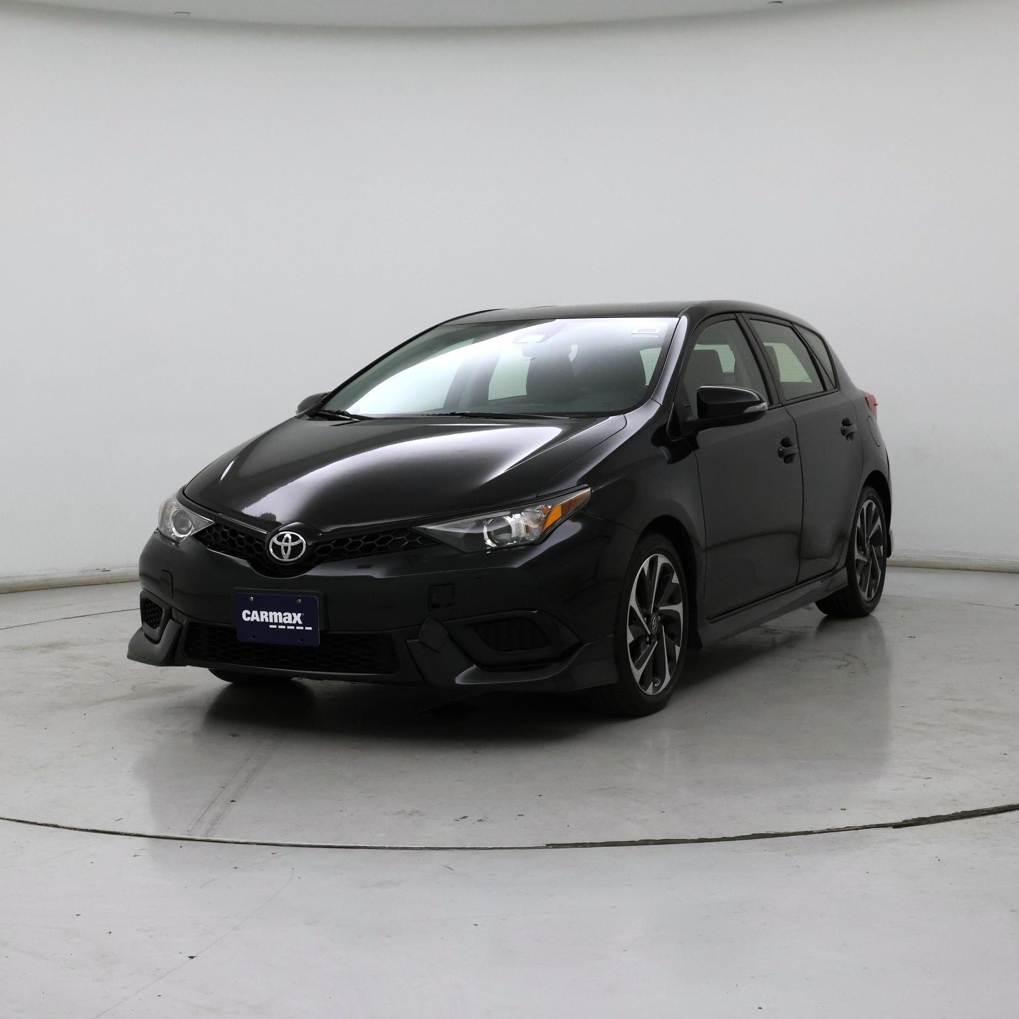 Thumbnail: 2017 Toyota Corolla iM - 4