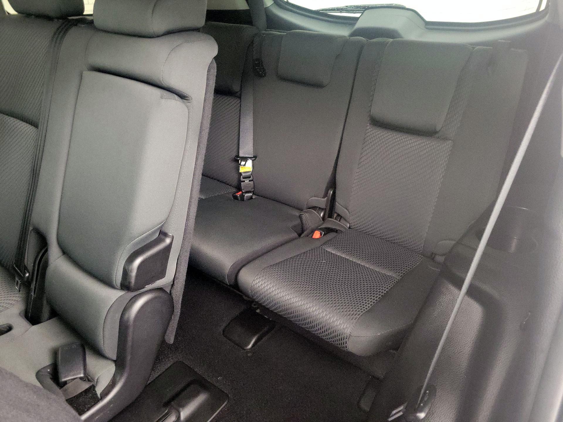 Thumbnail: 2019 Toyota Highlander - 20