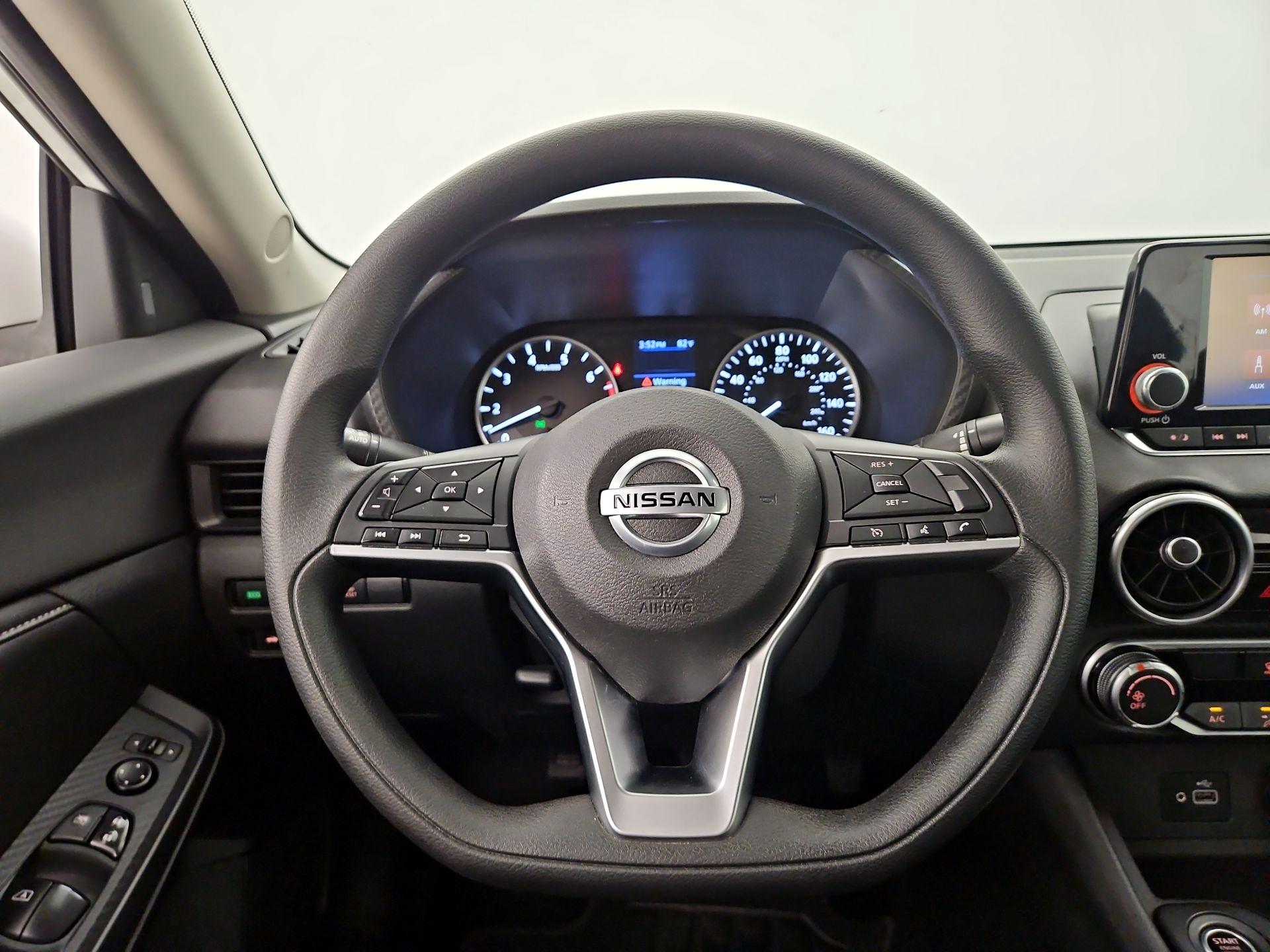Thumbnail: 2021 Nissan Sentra - 10