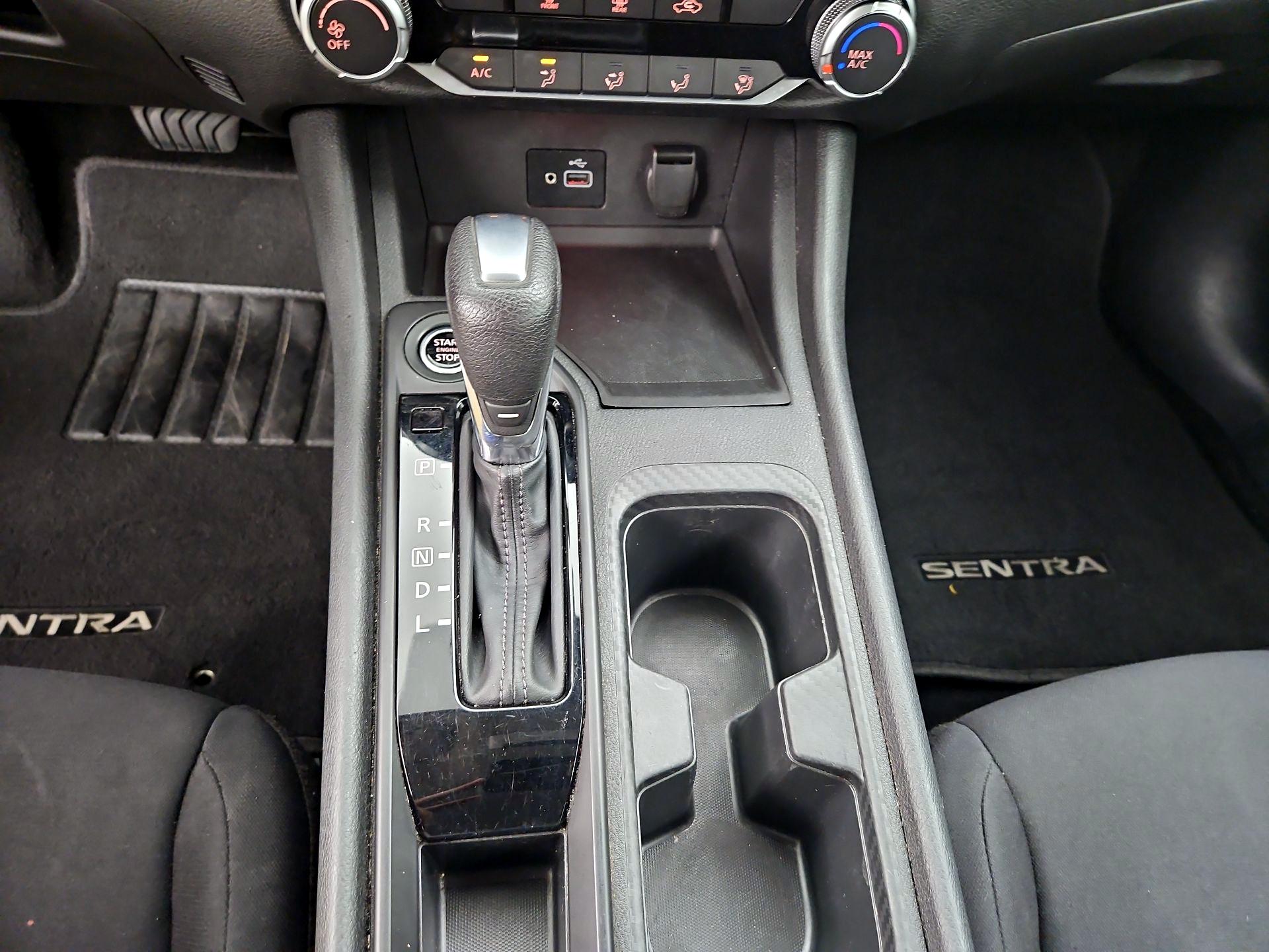 Thumbnail: 2021 Nissan Sentra - 17