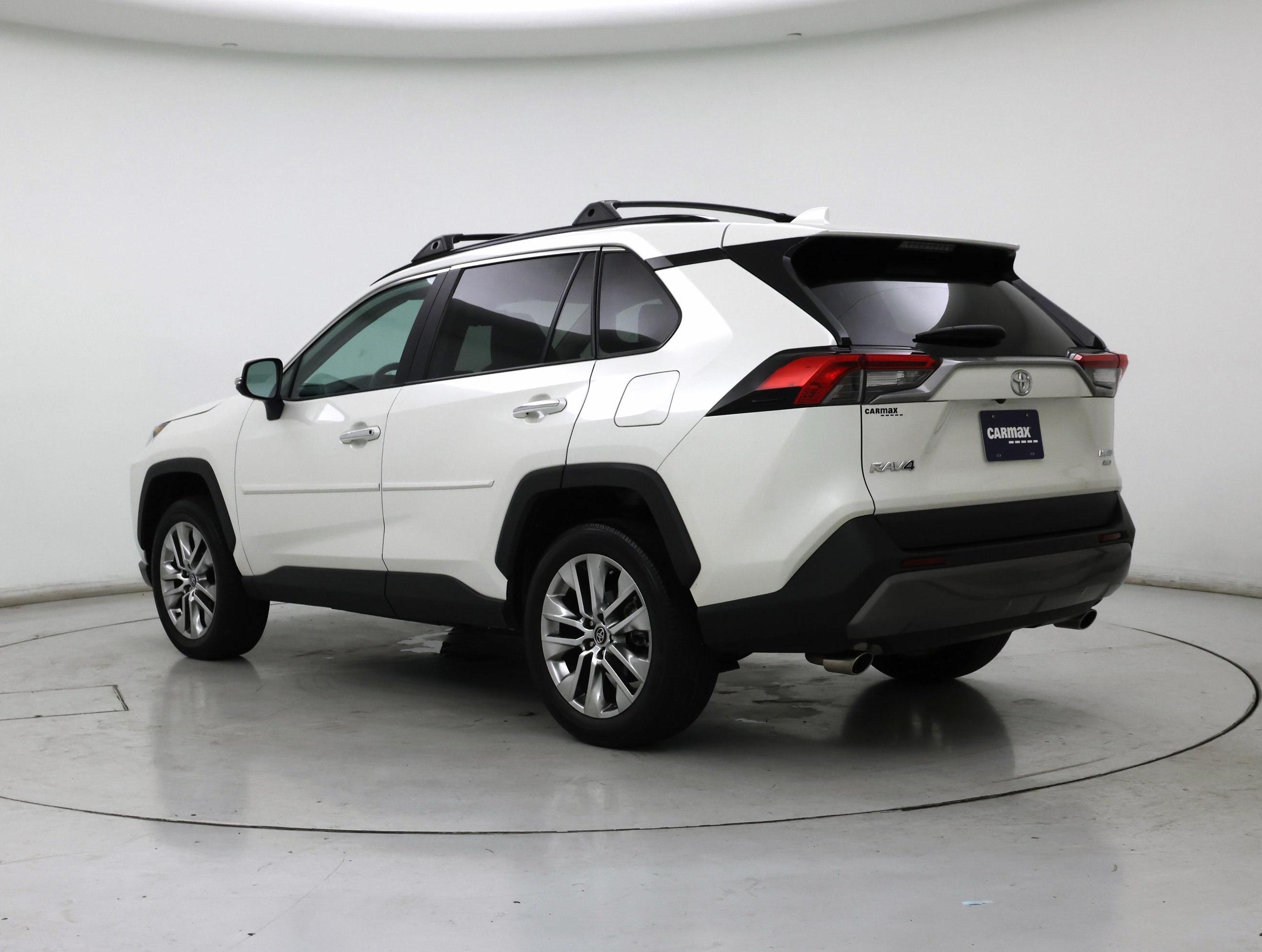 Thumbnail: 2021 Toyota RAV4 - 2