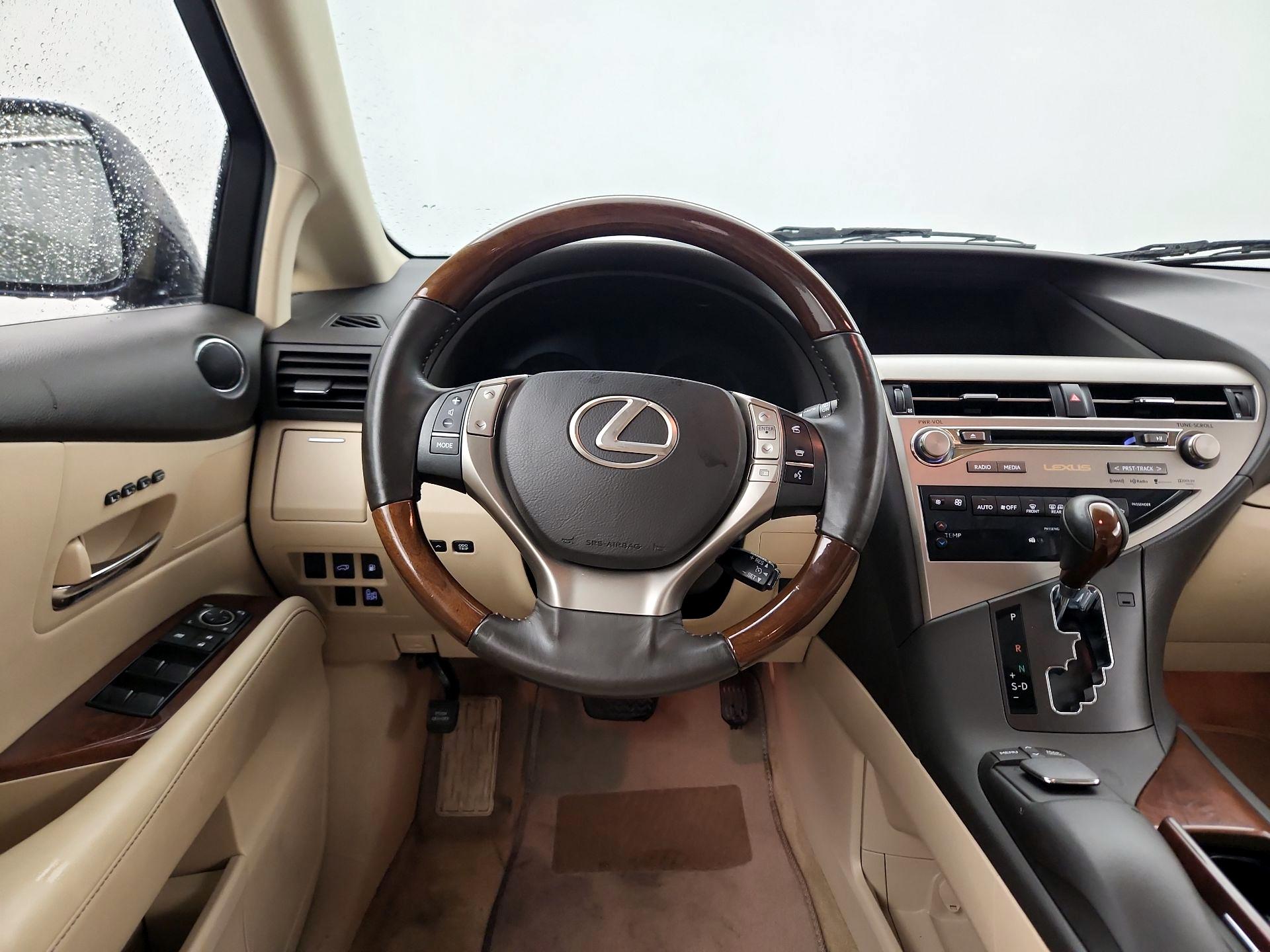 Thumbnail: 2014 Lexus RX - 10