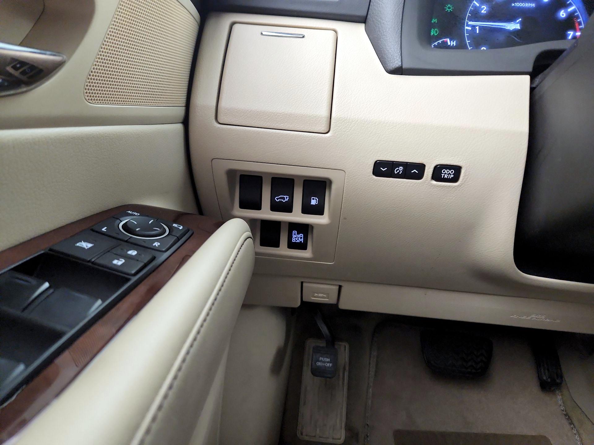 Thumbnail: 2014 Lexus RX - 13
