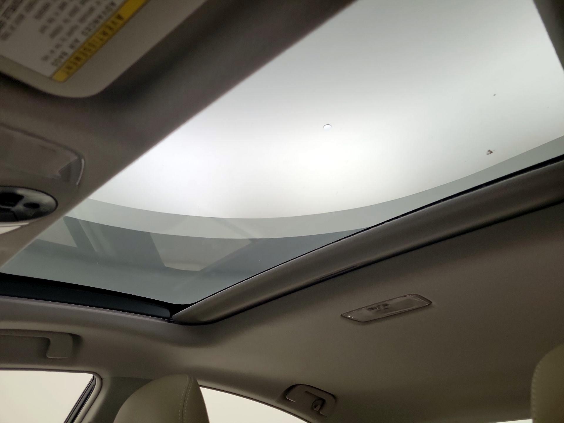 Thumbnail: 2014 Toyota Prius - 19