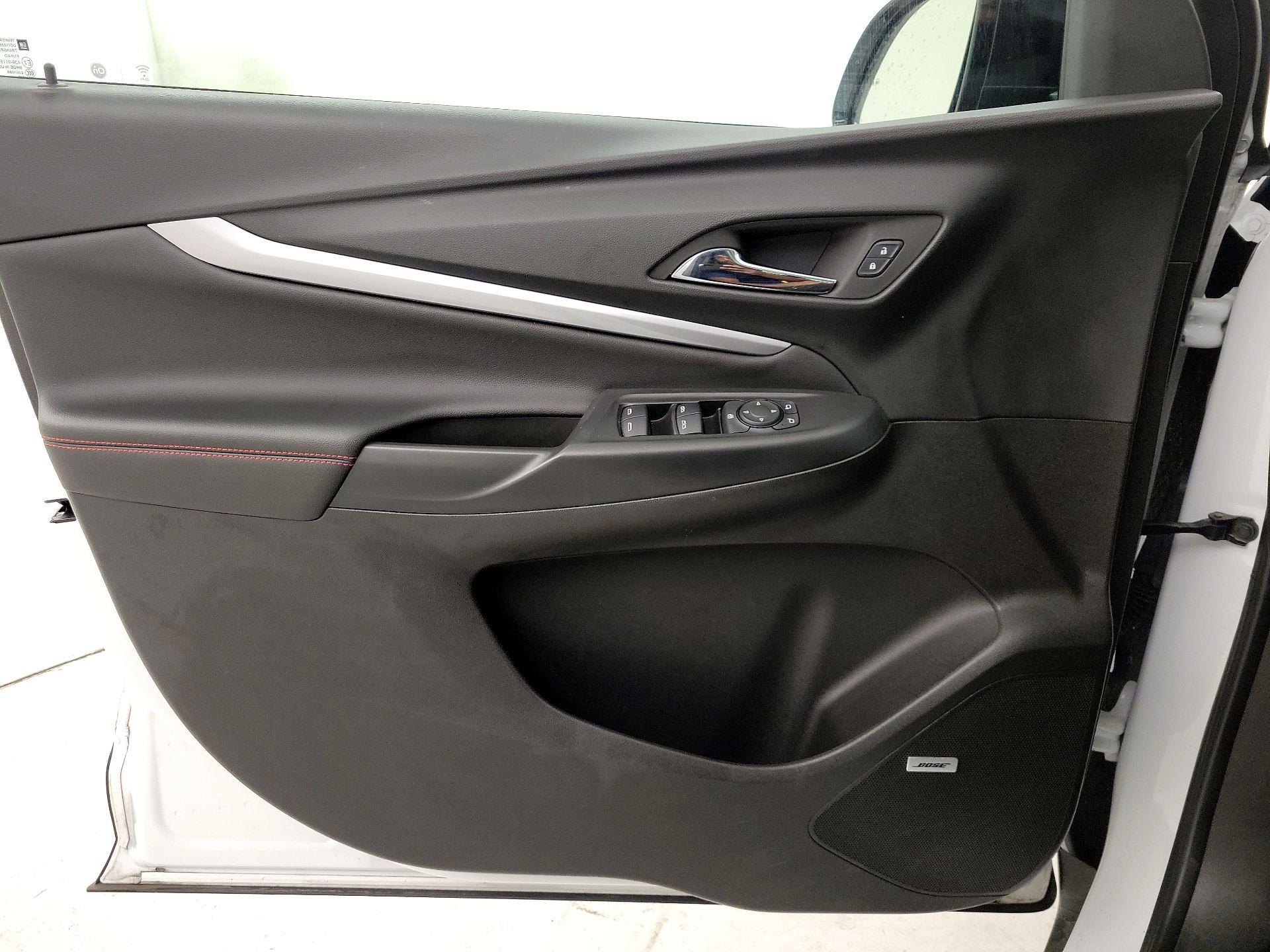 Thumbnail: 2023 Chevrolet Bolt EUV - 12