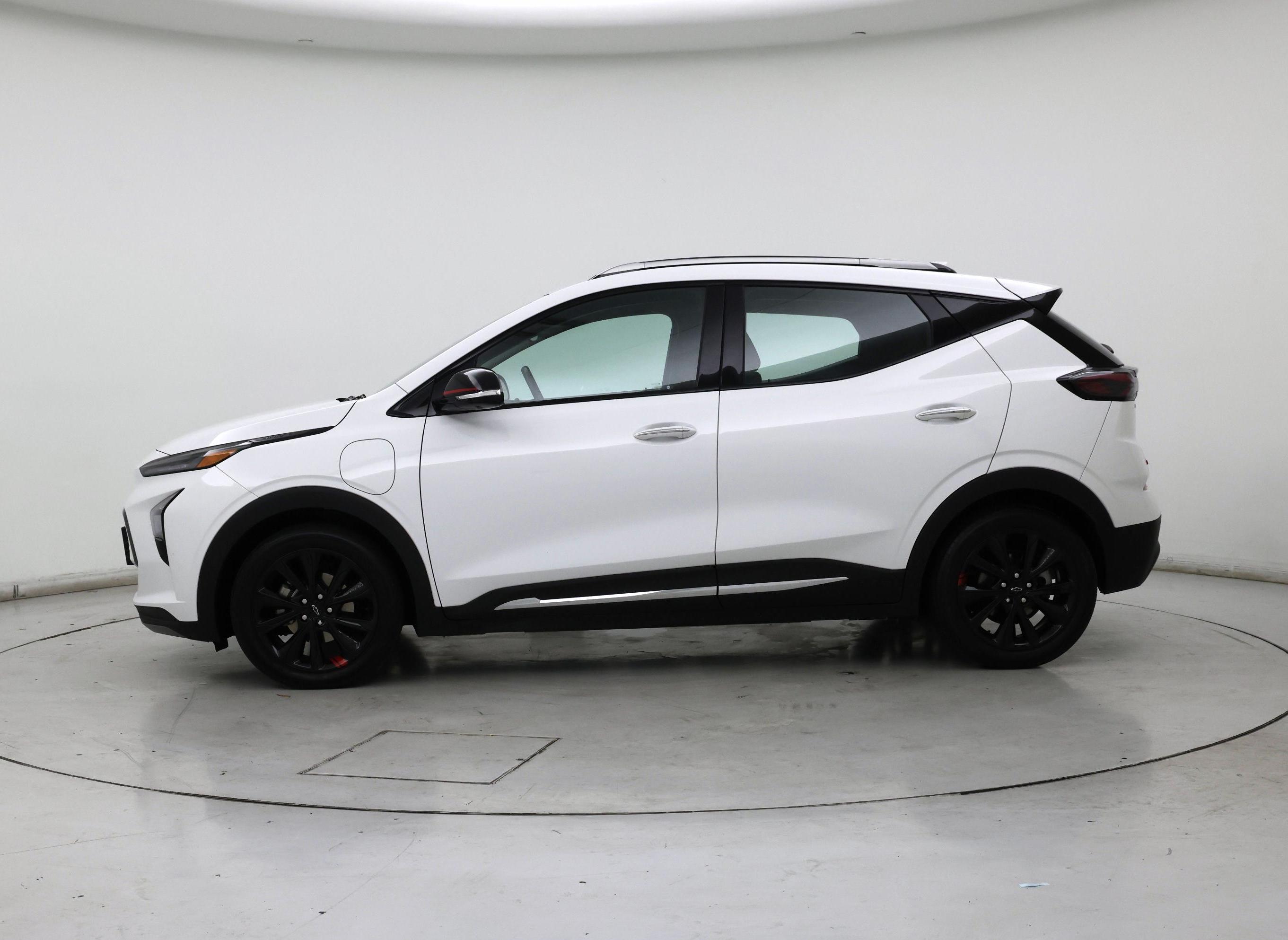 Thumbnail: 2023 Chevrolet Bolt EUV - 3