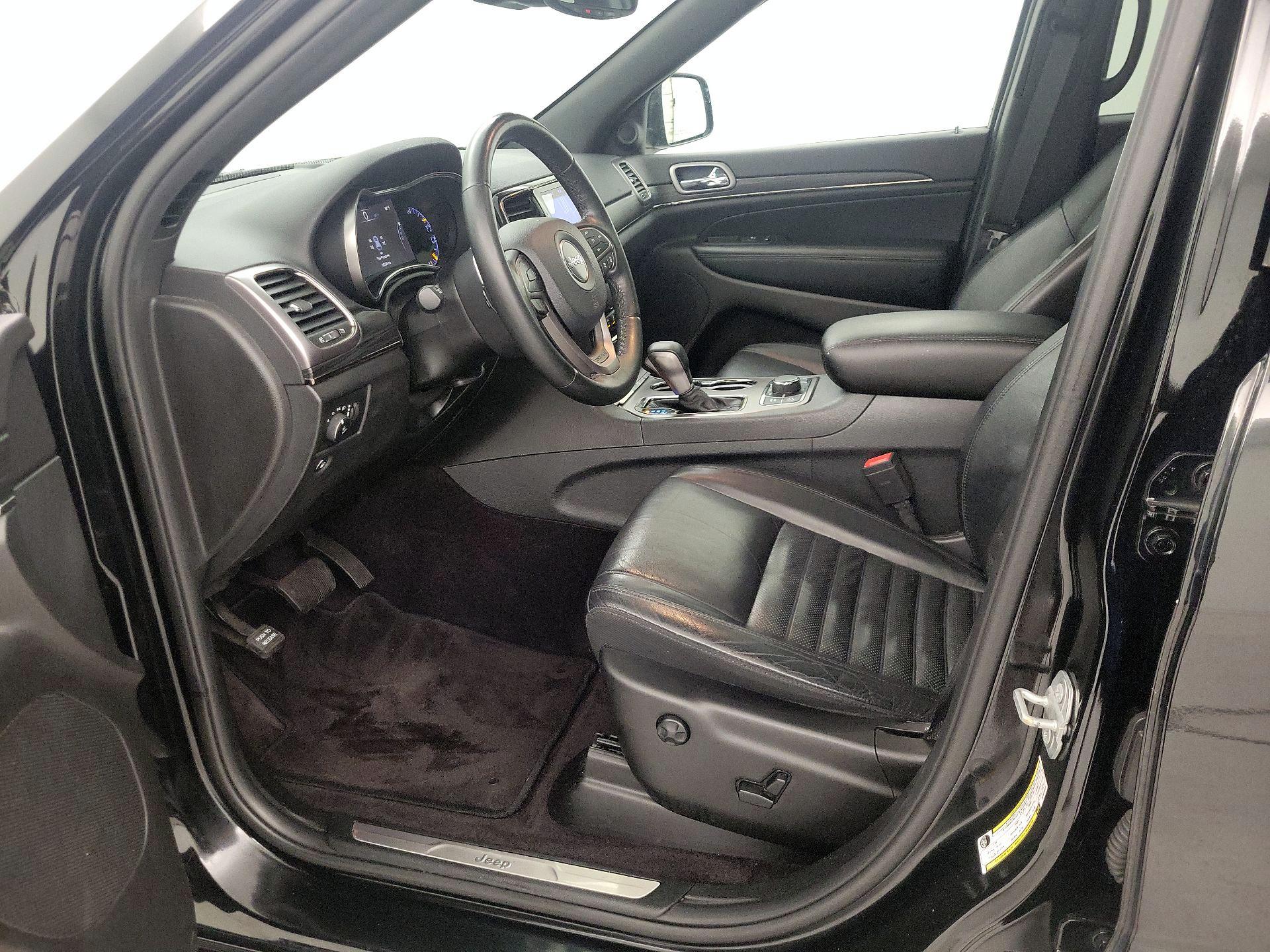 Thumbnail: 2019 Jeep Grand Cherokee - 11