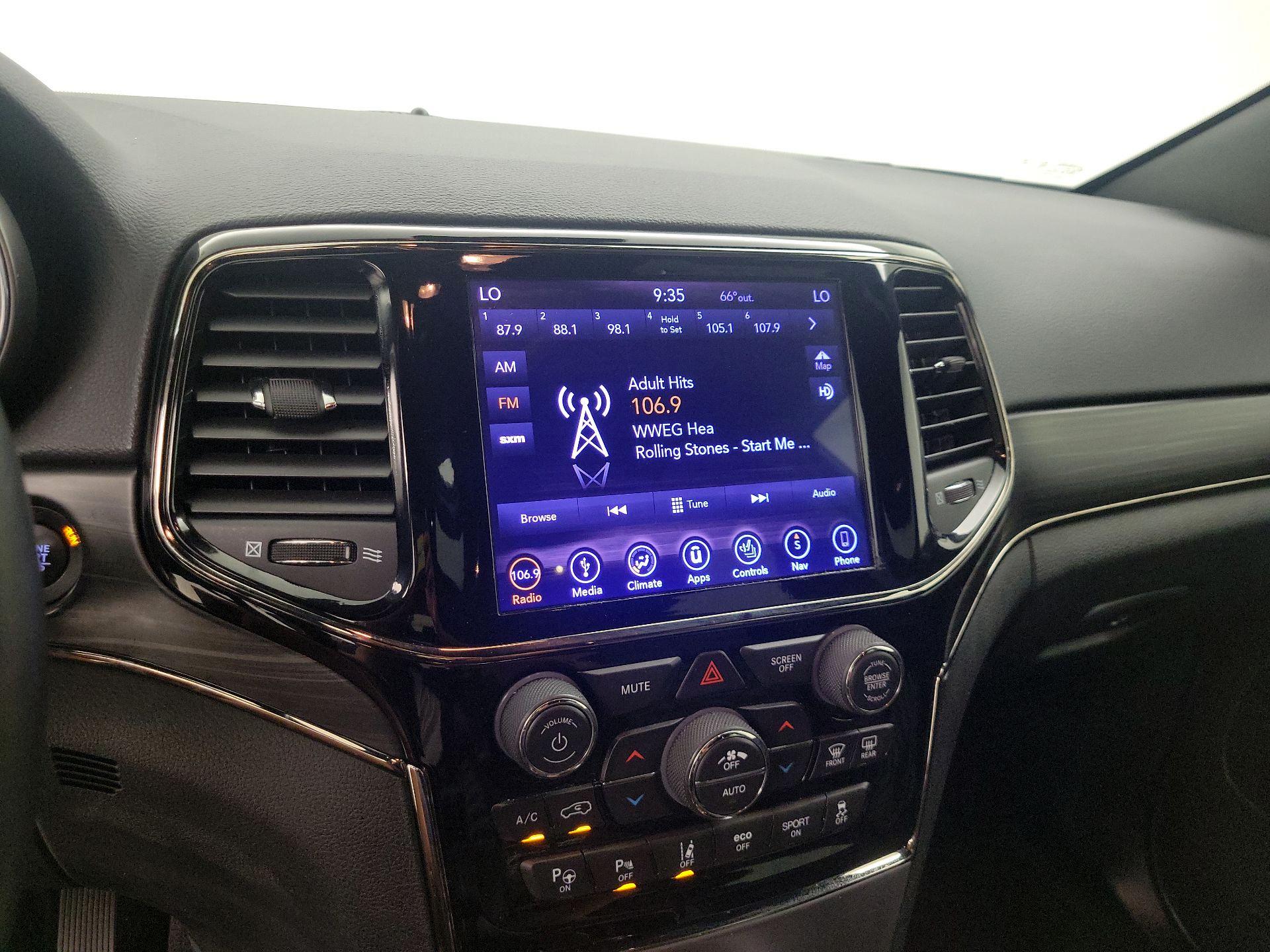 Thumbnail: 2019 Jeep Grand Cherokee - 16
