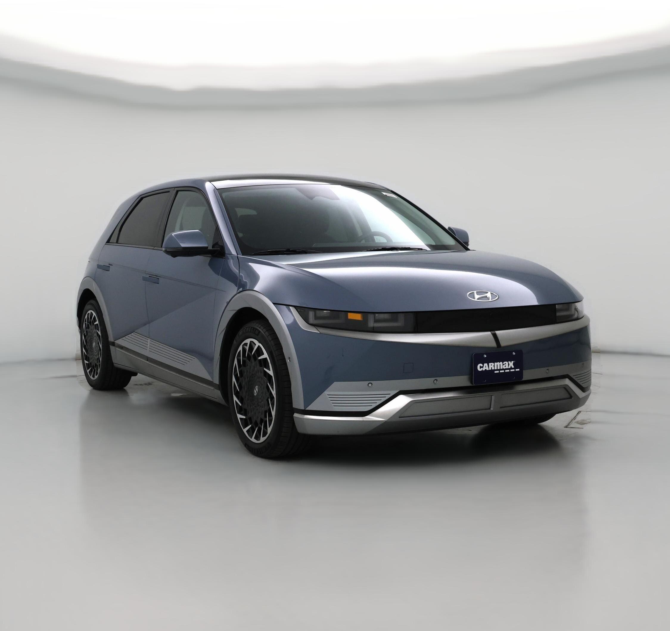 Thumbnail: 2022 Hyundai Ioniq 5 - 1