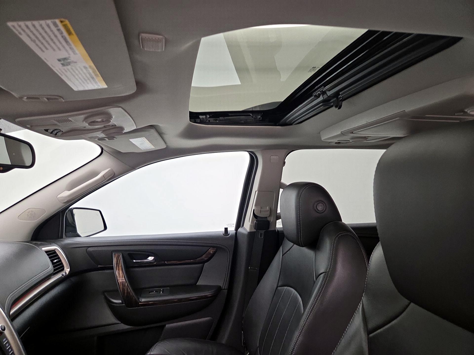 Thumbnail: 2016 GMC Acadia - 19