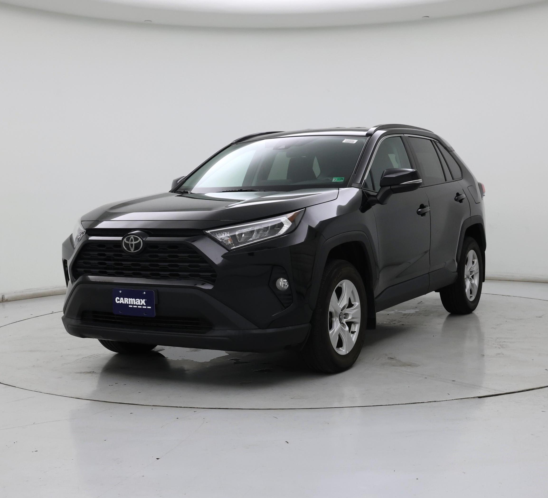 Thumbnail: 2021 Toyota RAV4 - 4