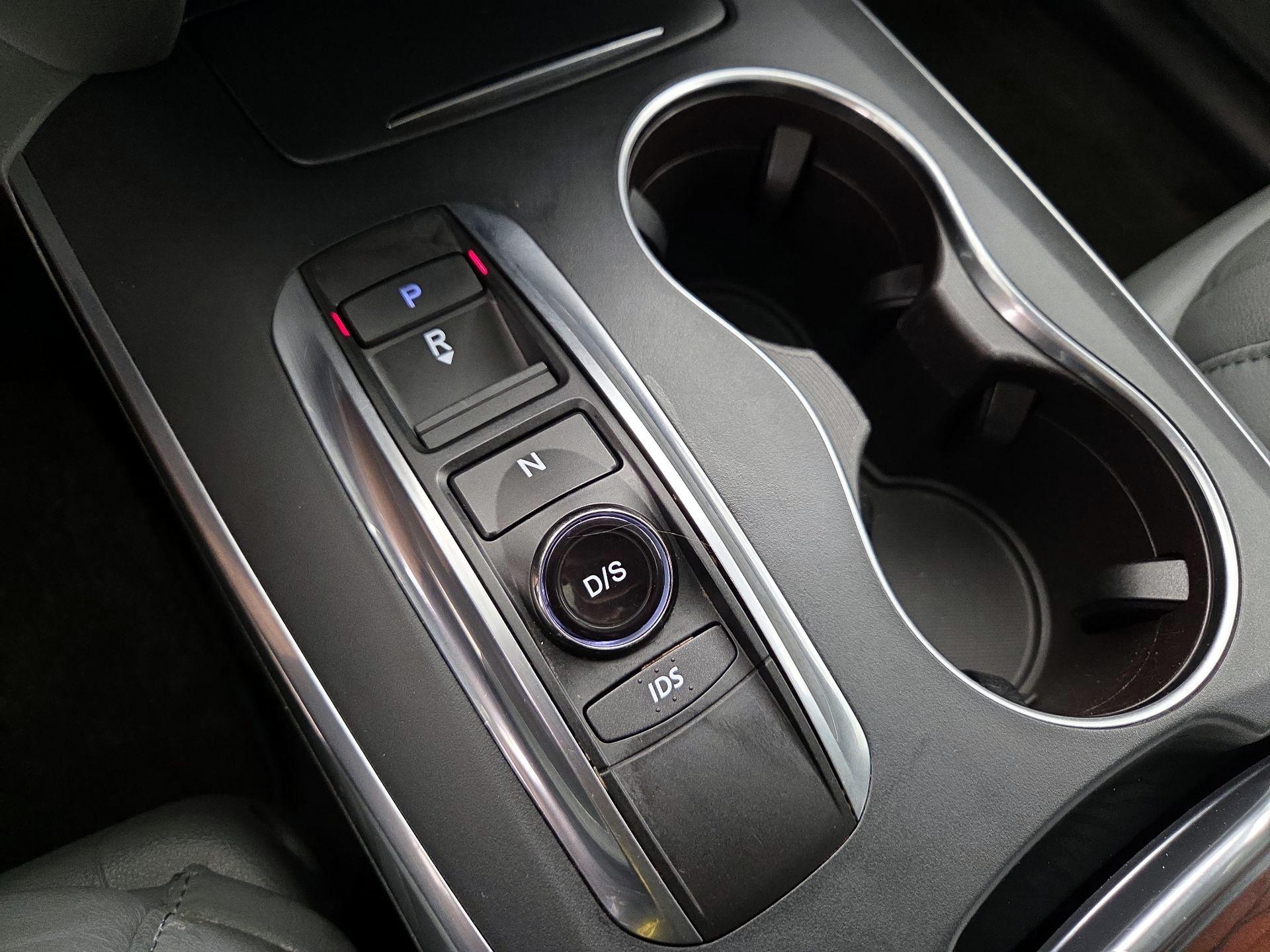 Thumbnail: 2016 Acura MDX - 18