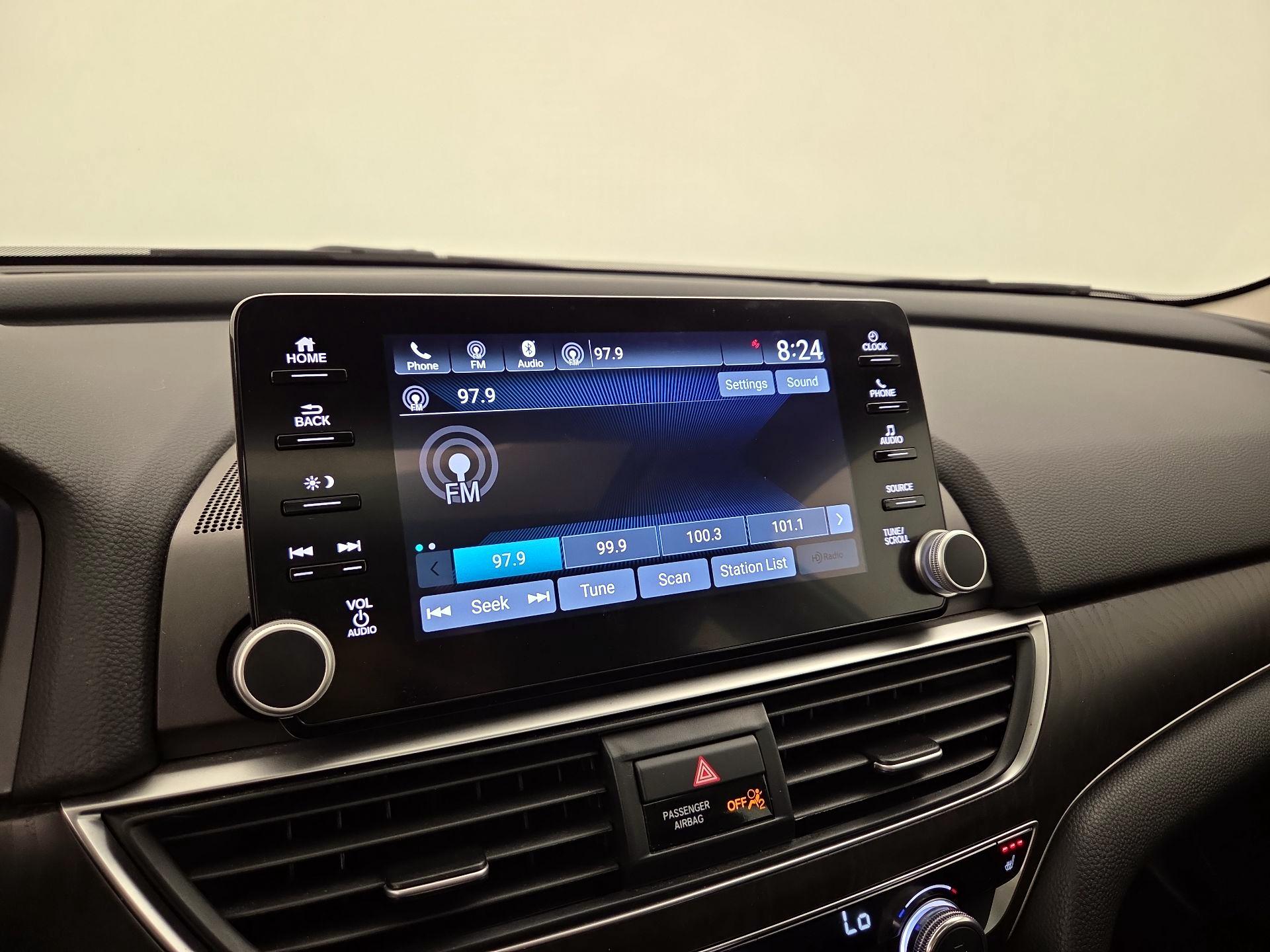 Thumbnail: 2019 Honda Accord - 15