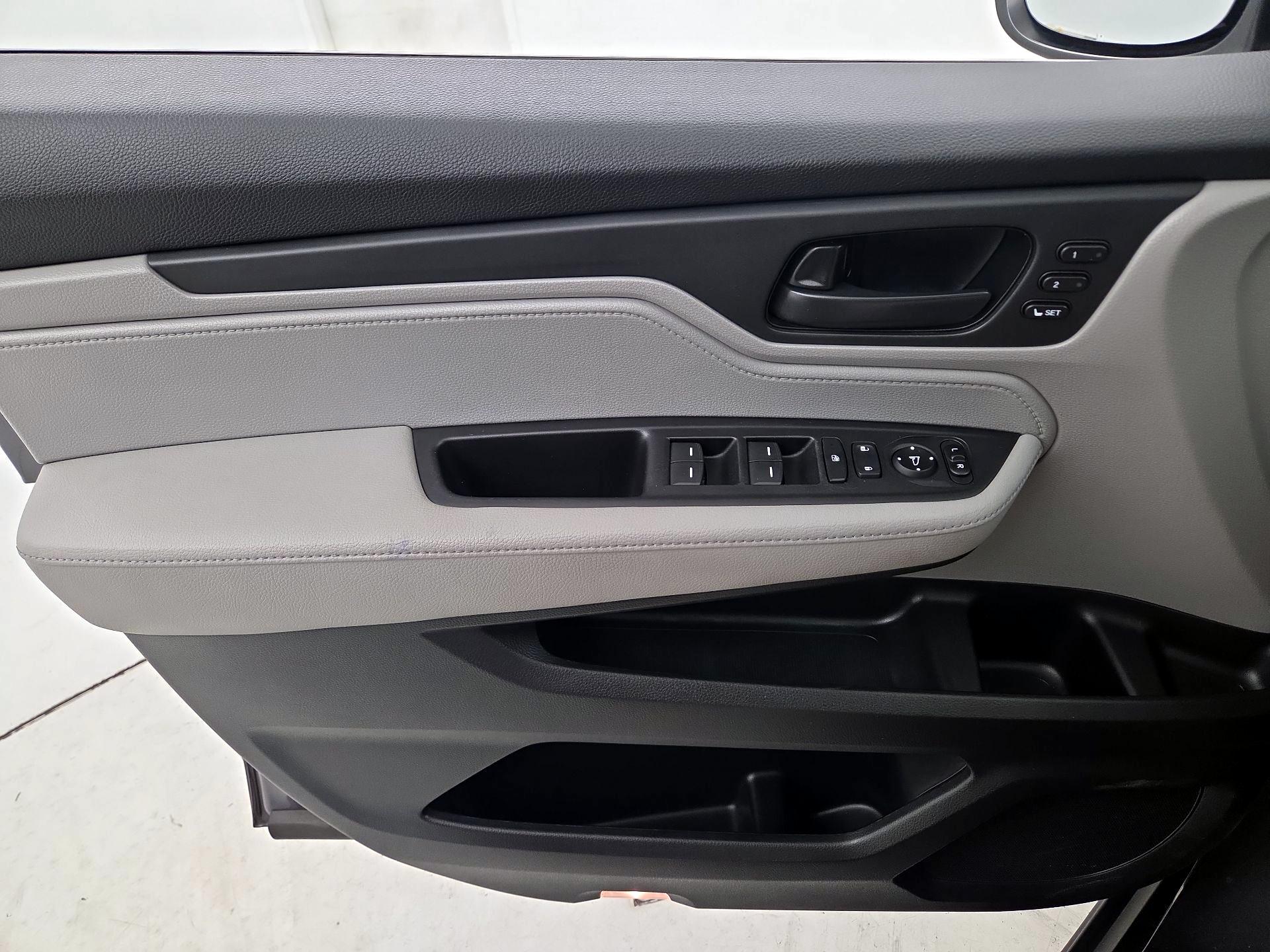 Thumbnail: 2019 Honda Odyssey - 12