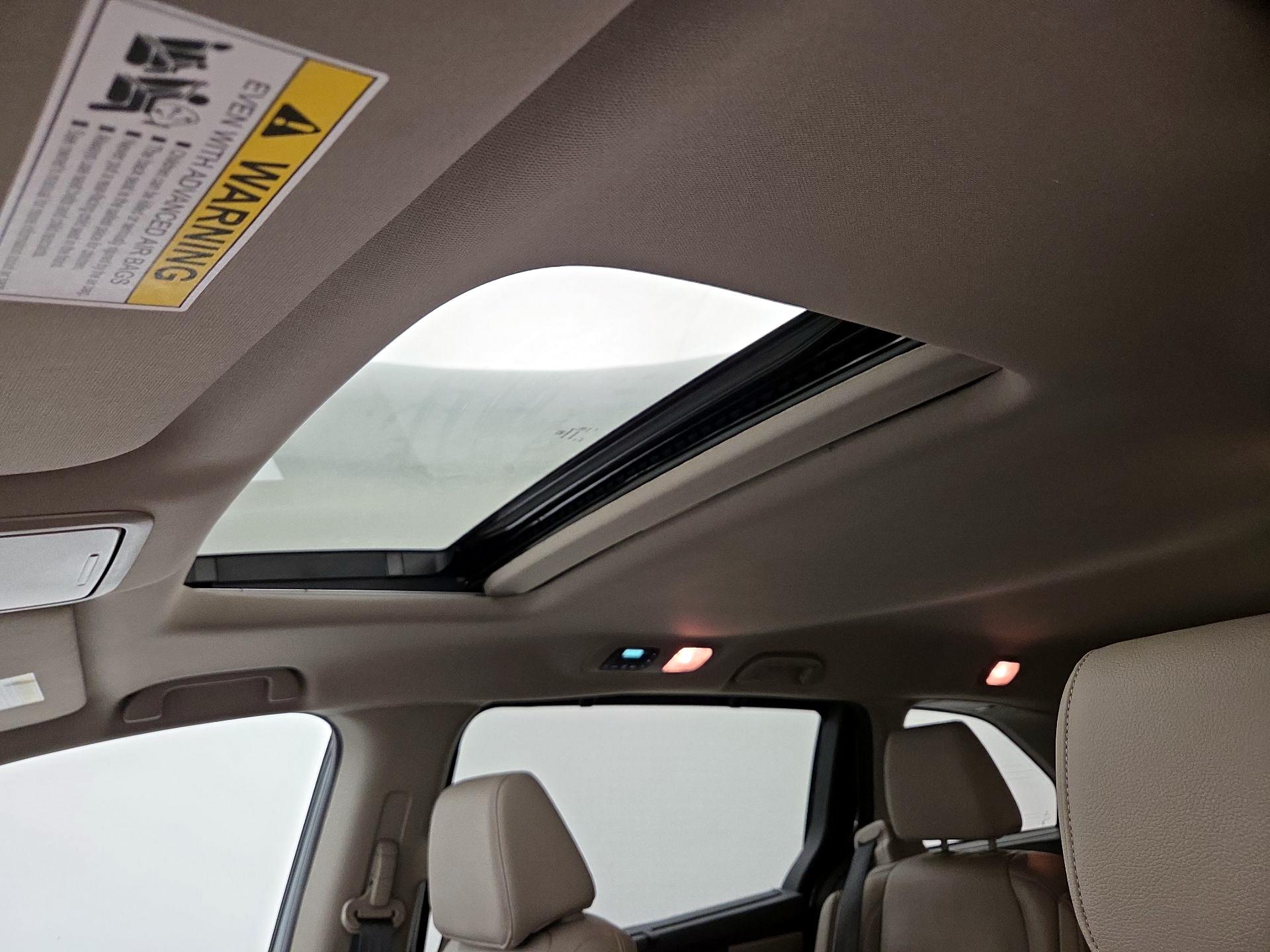 Thumbnail: 2019 Honda Odyssey - 19