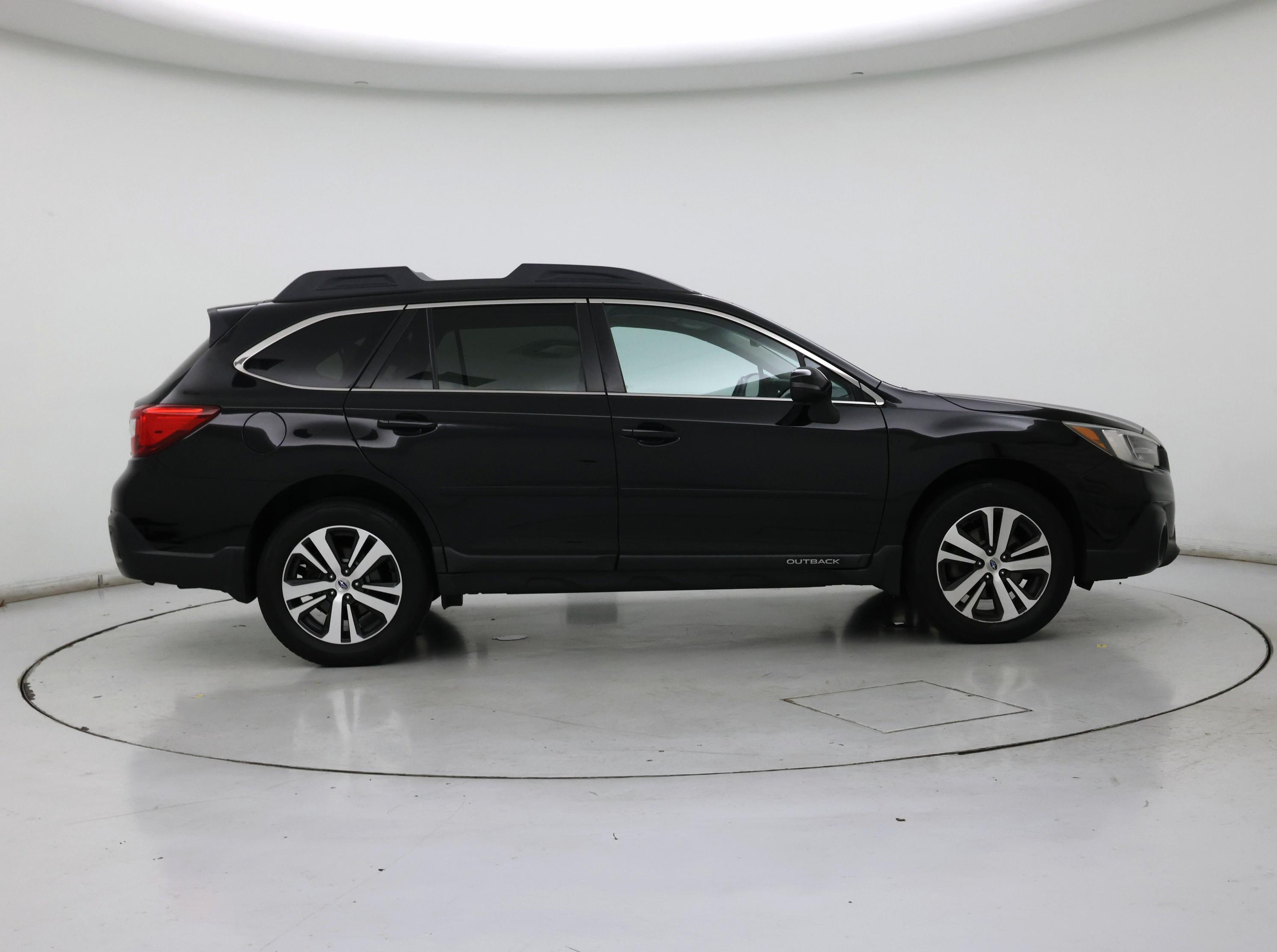 Thumbnail: 2018 Subaru Outback - 7