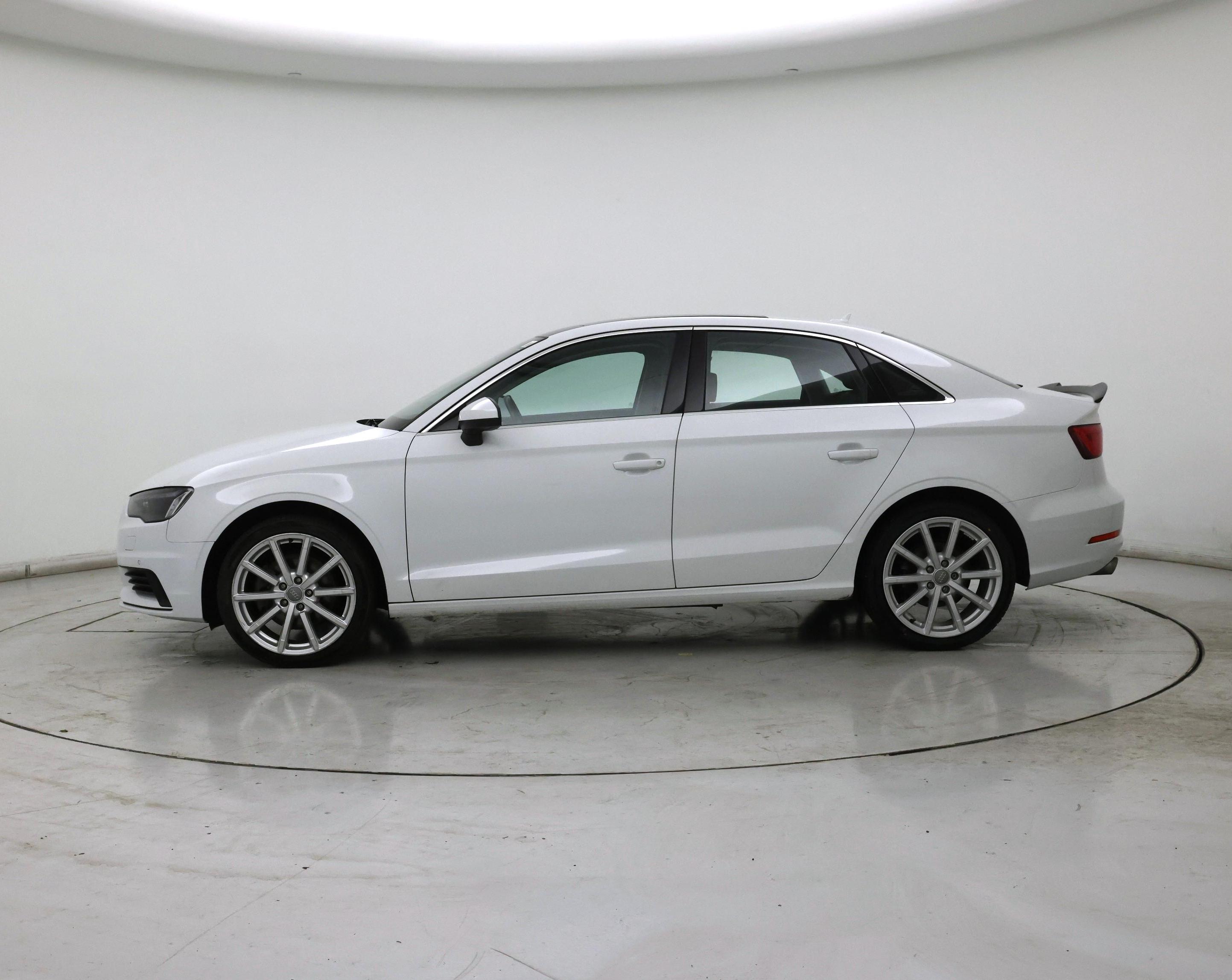 Thumbnail: 2015 Audi A3 - 3