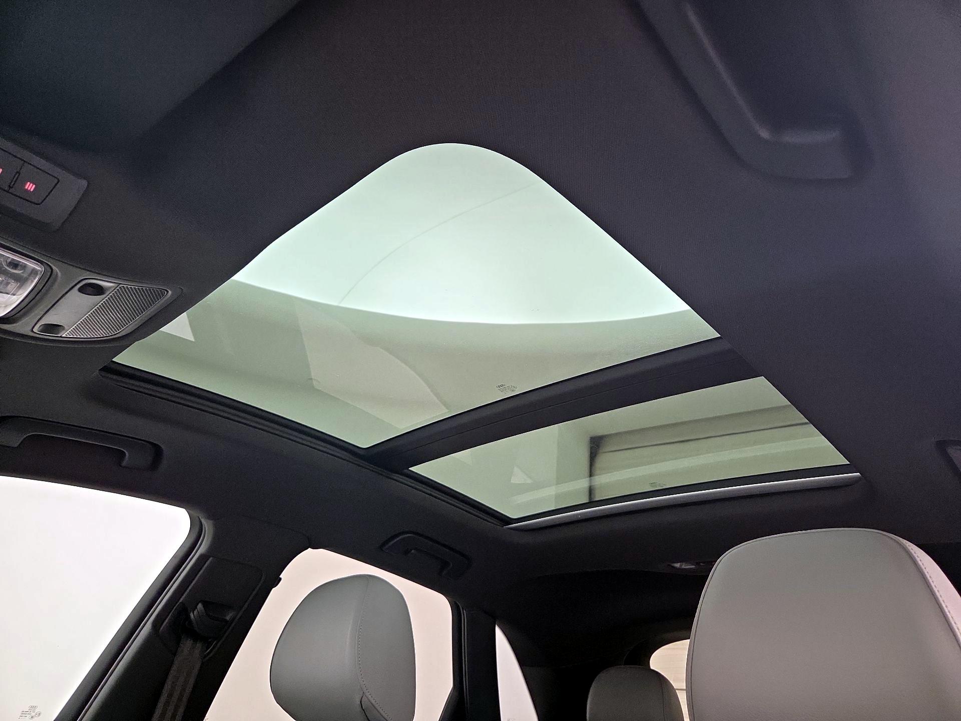 Thumbnail: 2018 Audi Q3 - 19