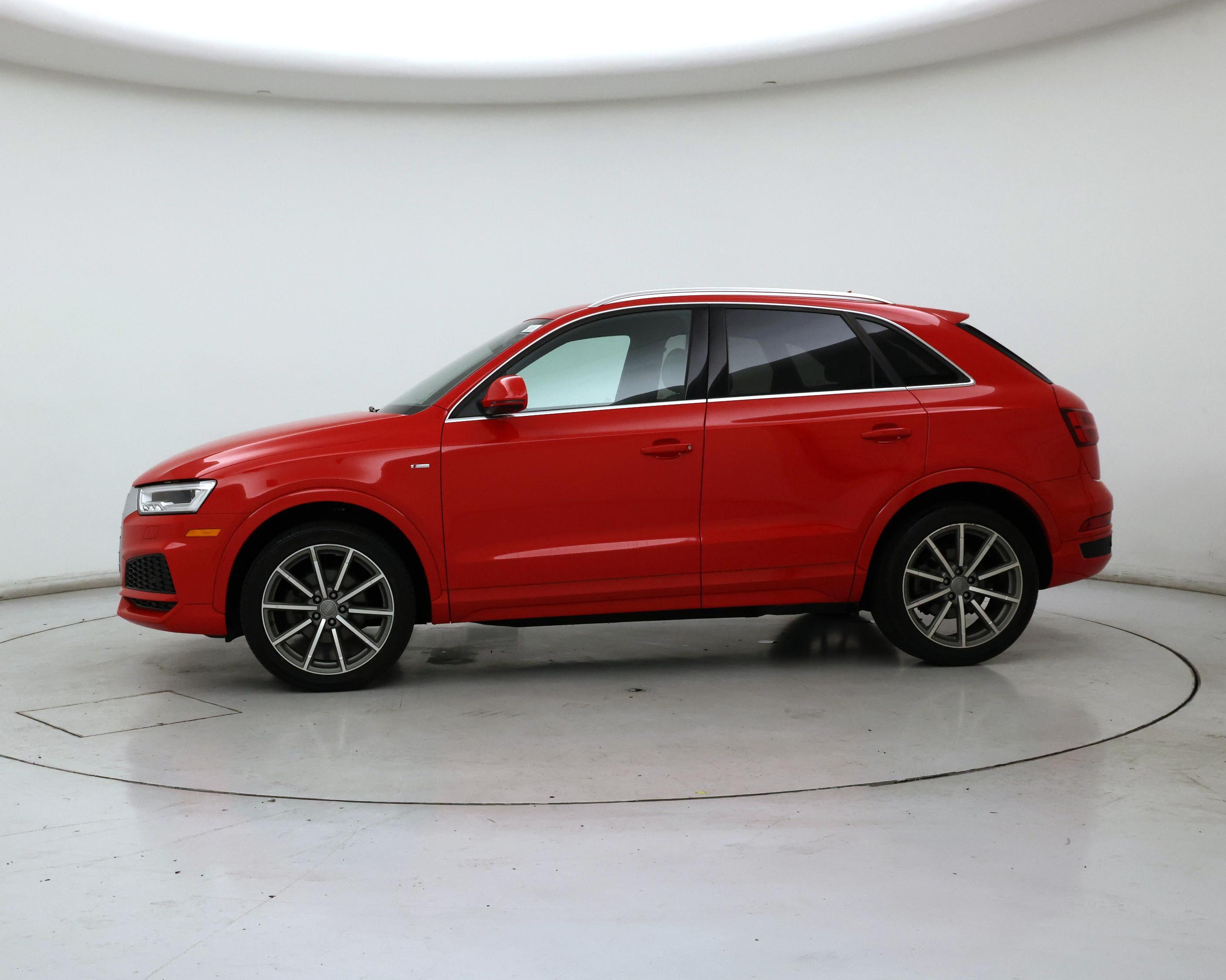 Thumbnail: 2018 Audi Q3 - 3