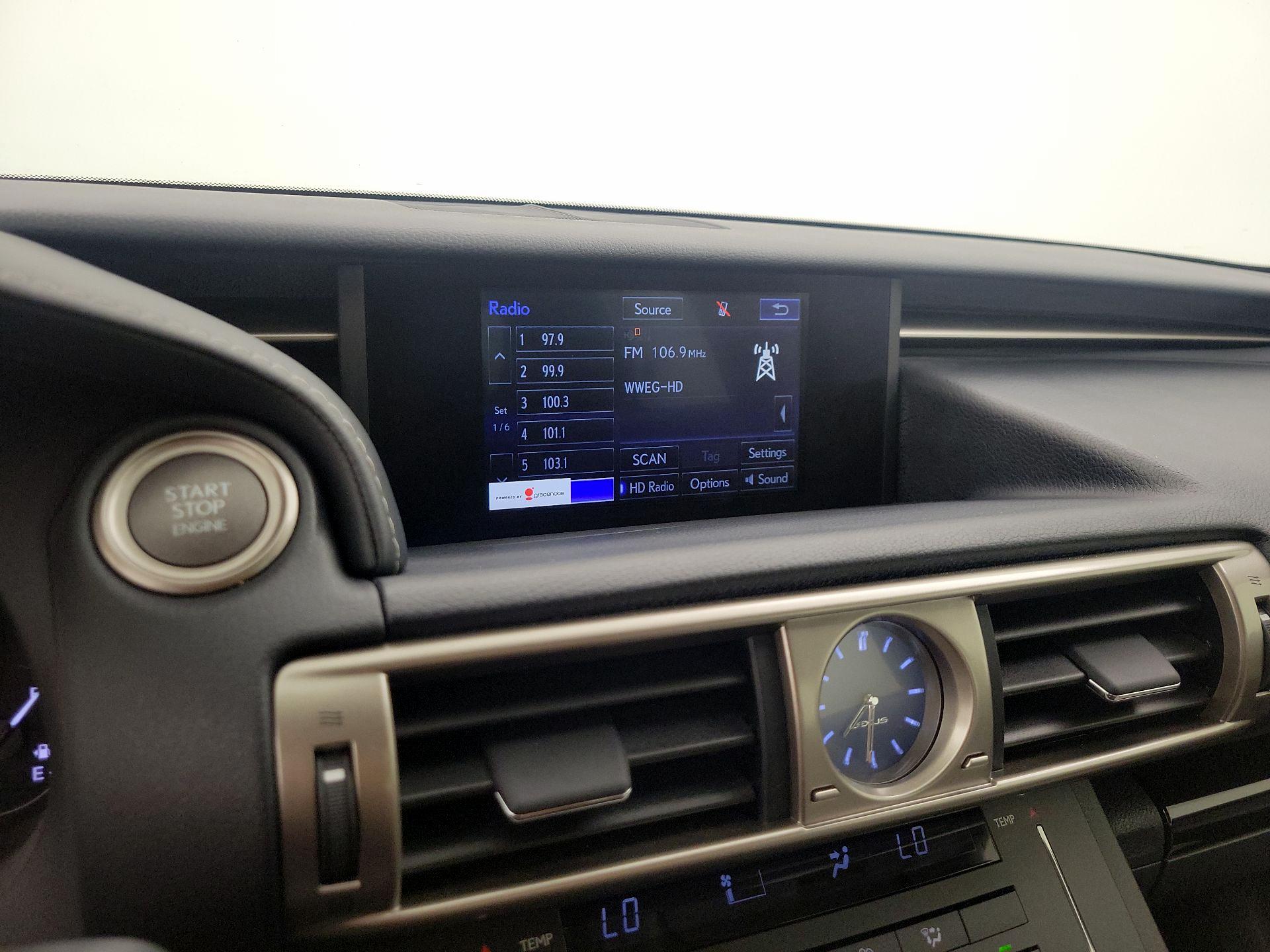 Thumbnail: 2015 Lexus IS - 16