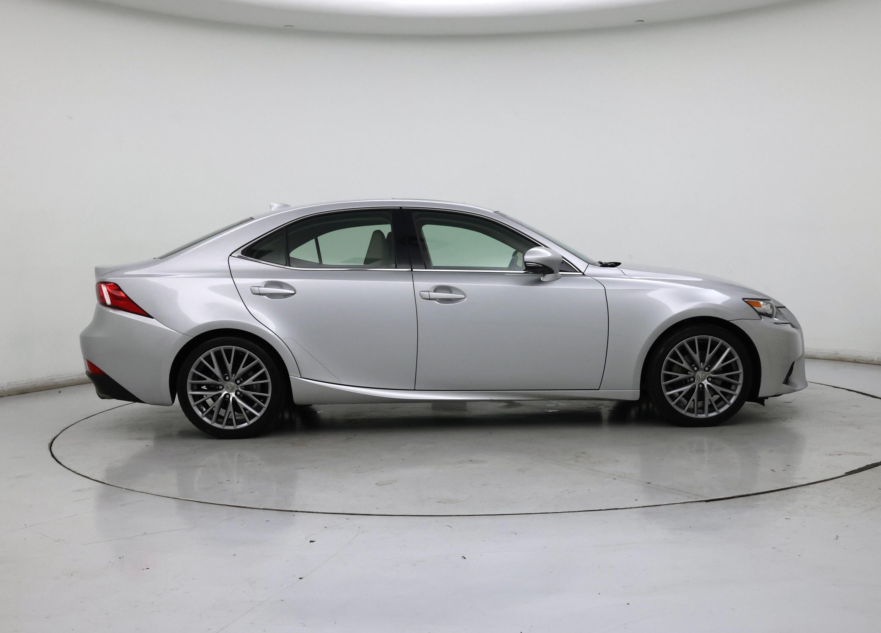 Thumbnail: 2015 Lexus IS - 7