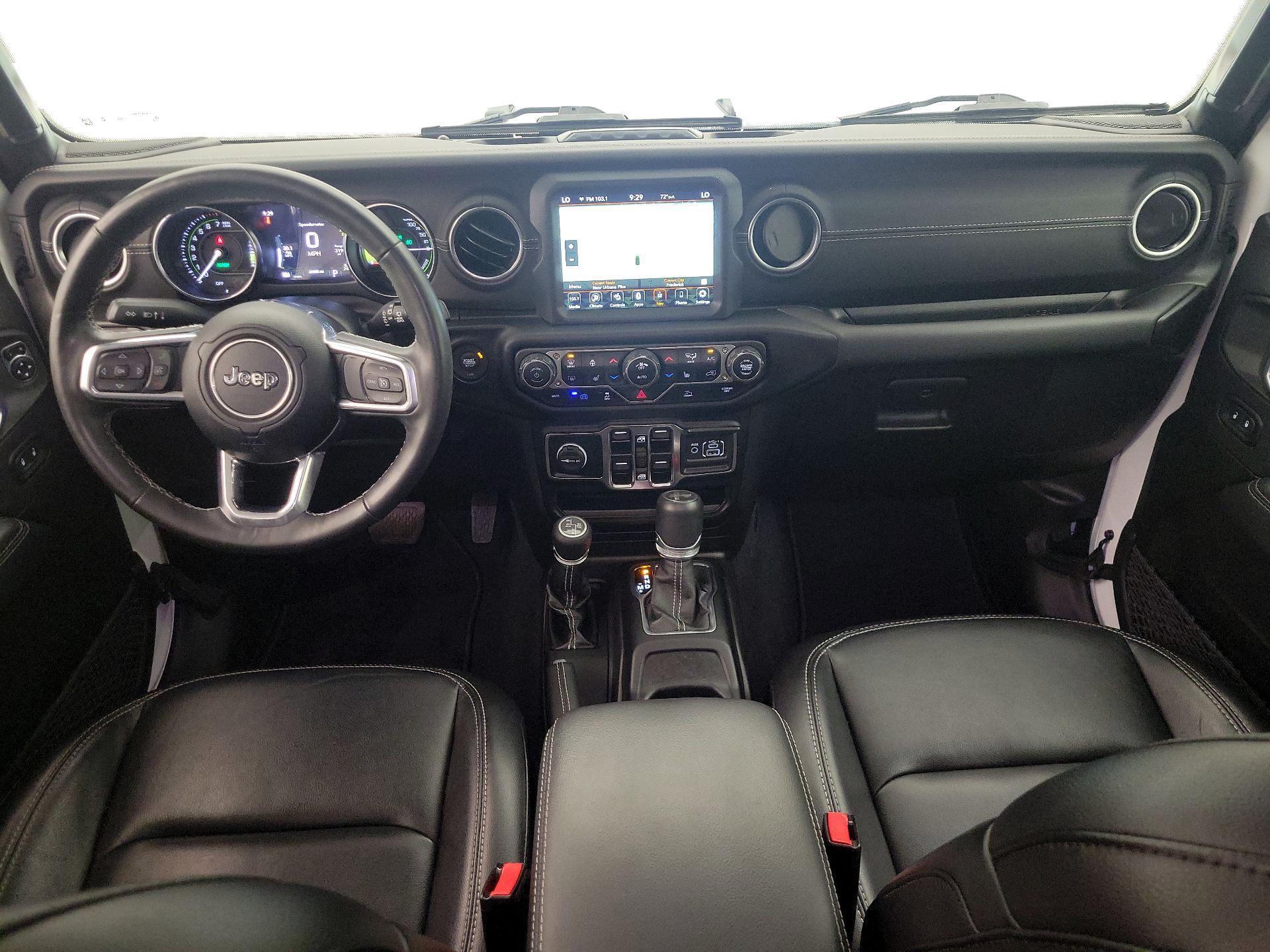 Thumbnail: 2022 Jeep Wrangler - 9