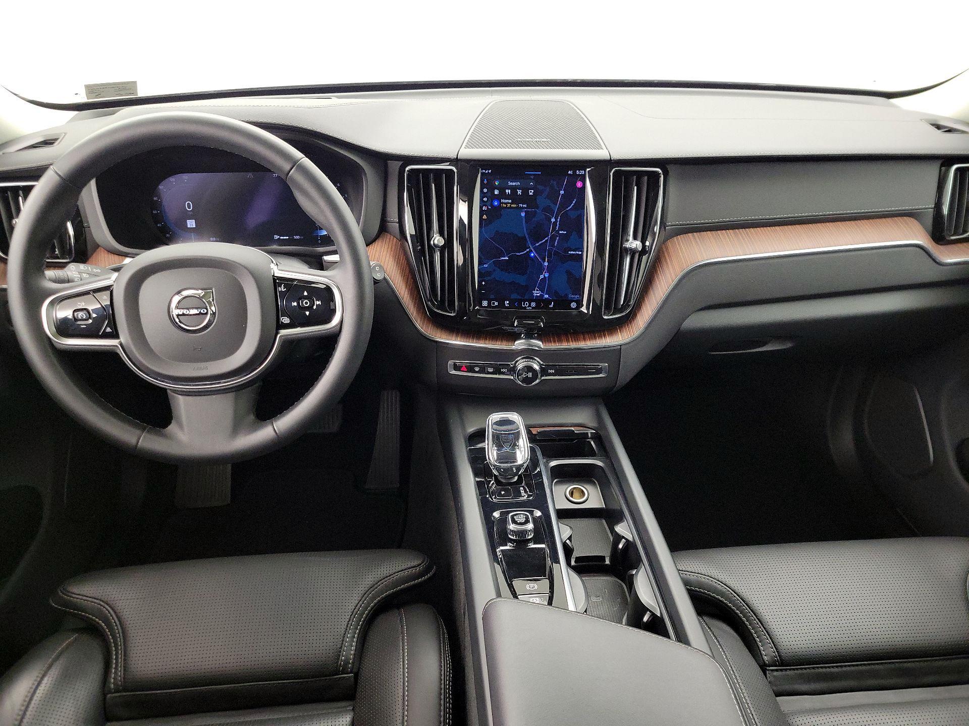 Thumbnail: 2023 Volvo XC60 - 9