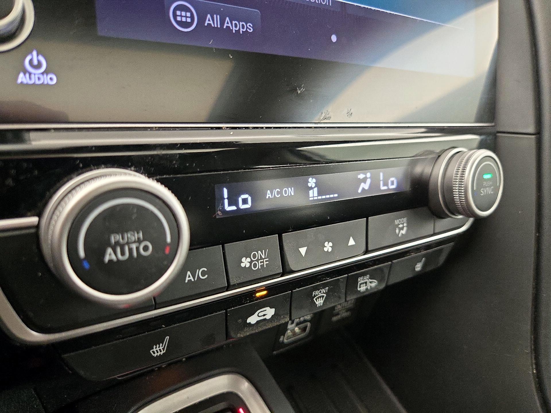 Thumbnail: 2019 Honda Insight - 17