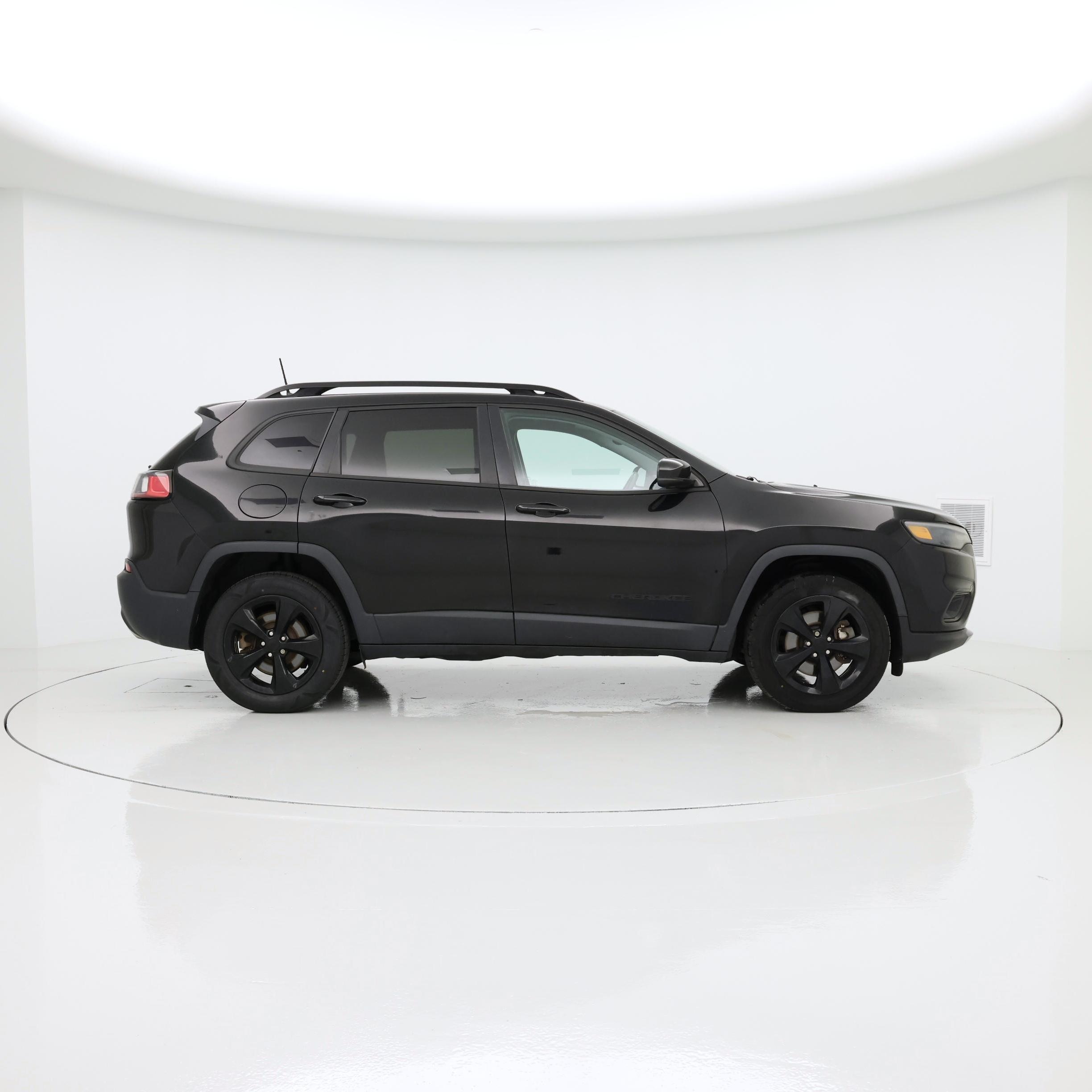 Thumbnail: 2019 Jeep Cherokee - 7