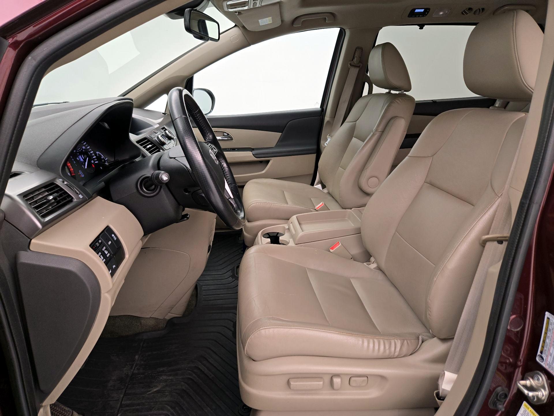 Thumbnail: 2015 Honda Odyssey - 11